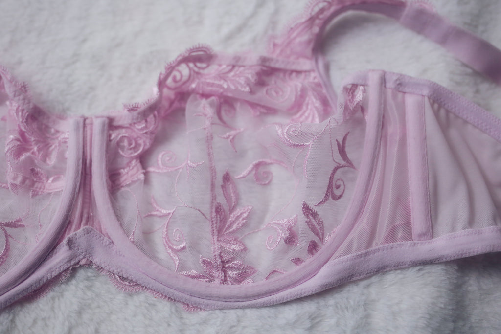 Soma 38G Sensuous Lace Unlined Underwire Bra Pink Sheer Floral