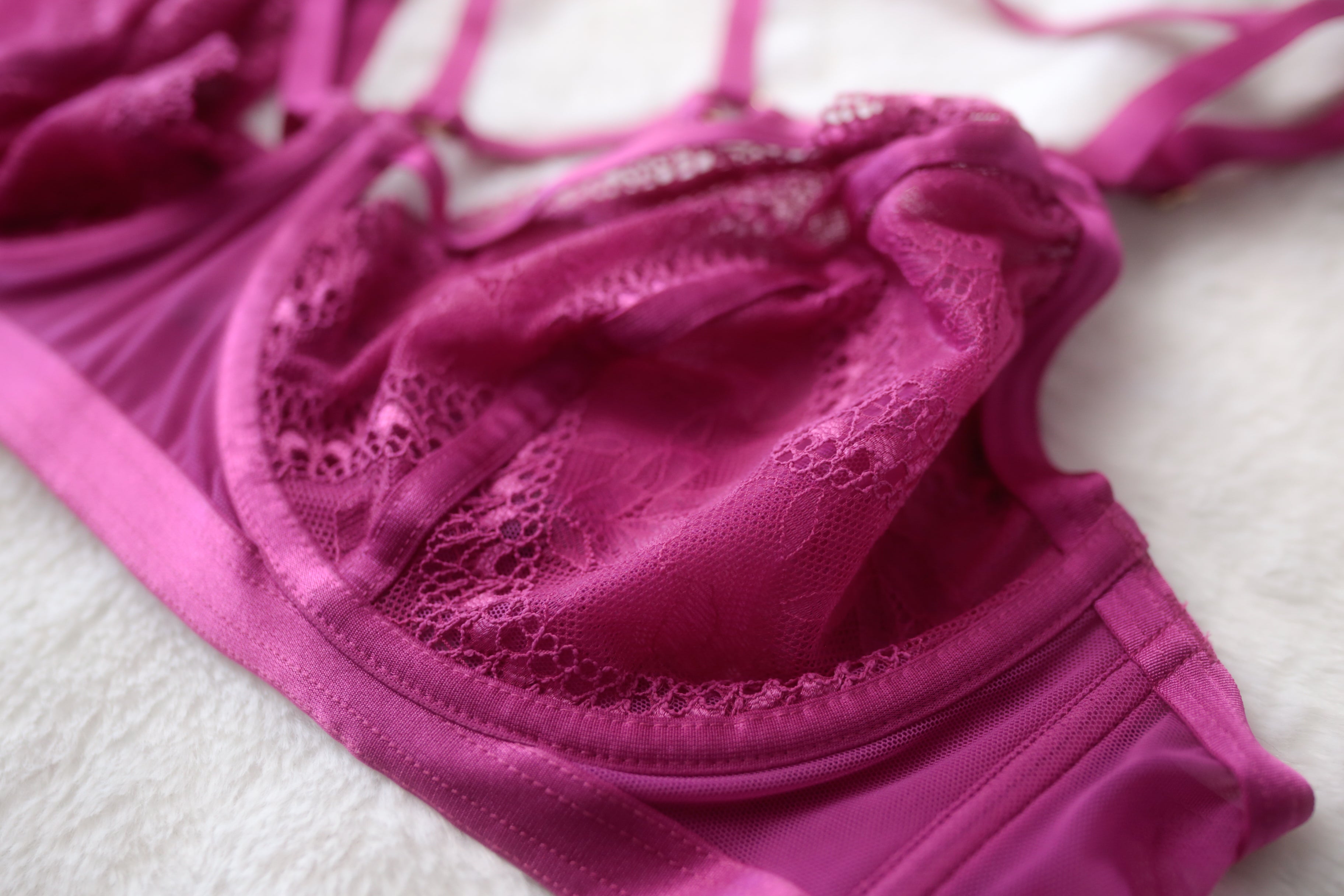 Torrid Curve 1 Strappy Cage Bra Pink Sheer Lace 1X 14-16