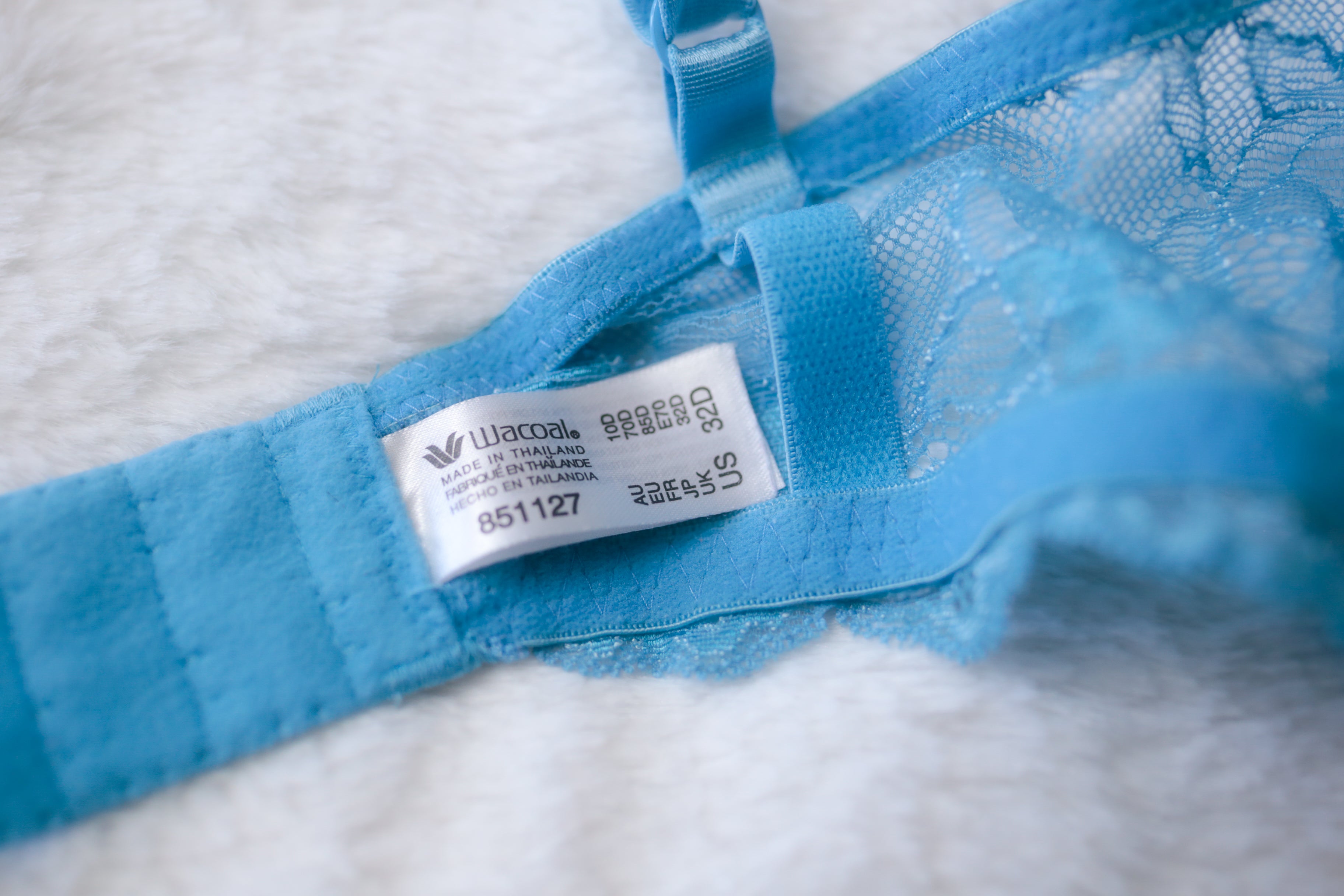 Wacoal 32D Embrace Lace 65191 Unlined Embroidered Underwire Bra Blue