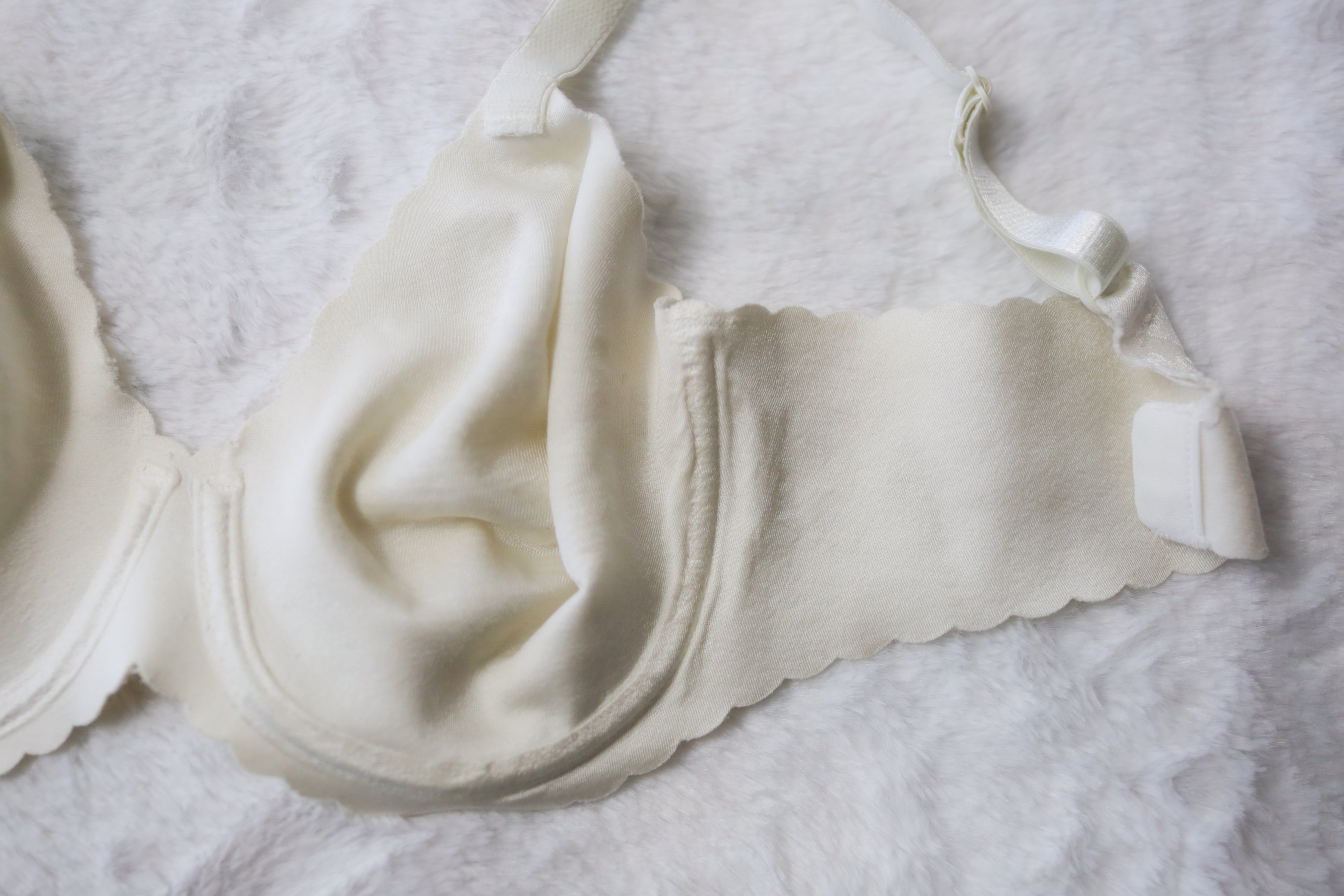 Playtex Vintage 34C Only You 4350 USA-made Underwire Unpadded Bra White