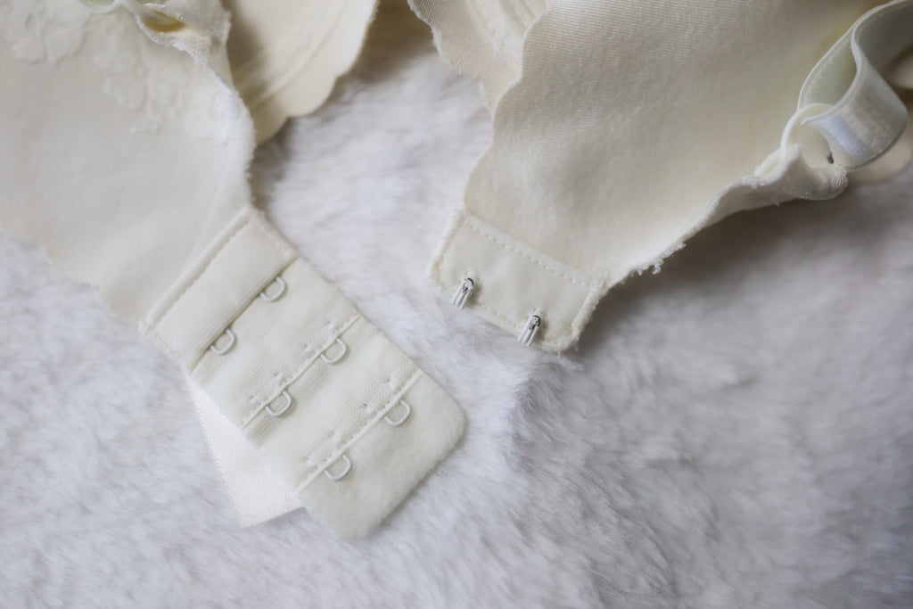 Playtex Vintage 34C Only You 4350 USA-made Underwire Unpadded Bra White