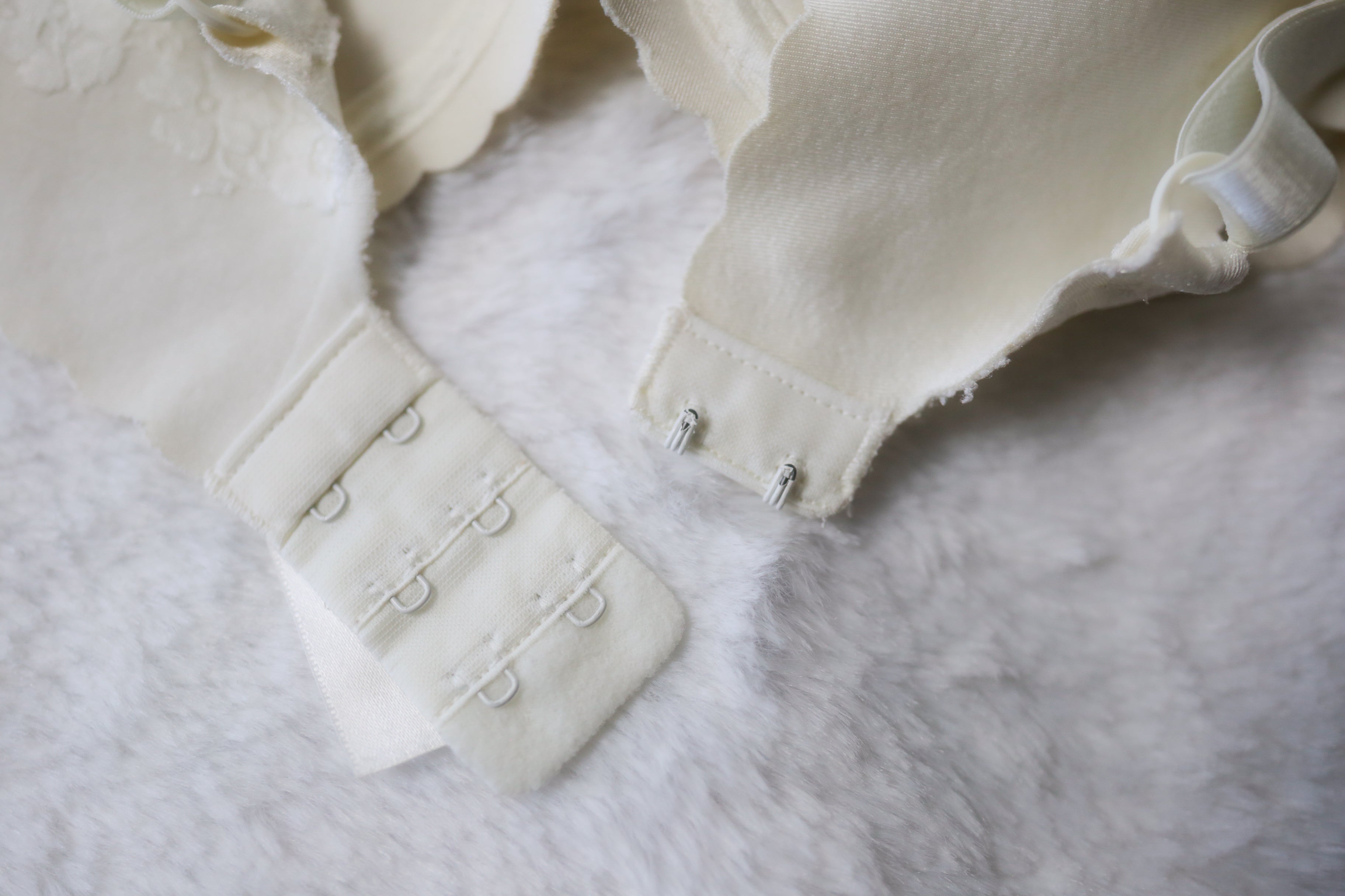 Playtex Vintage 34C Only You 4350 USA-made Underwire Unpadded Bra White