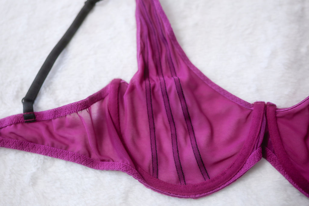 Frederick's of Hollywood Sheer Mesh Bra XL Purple and Black