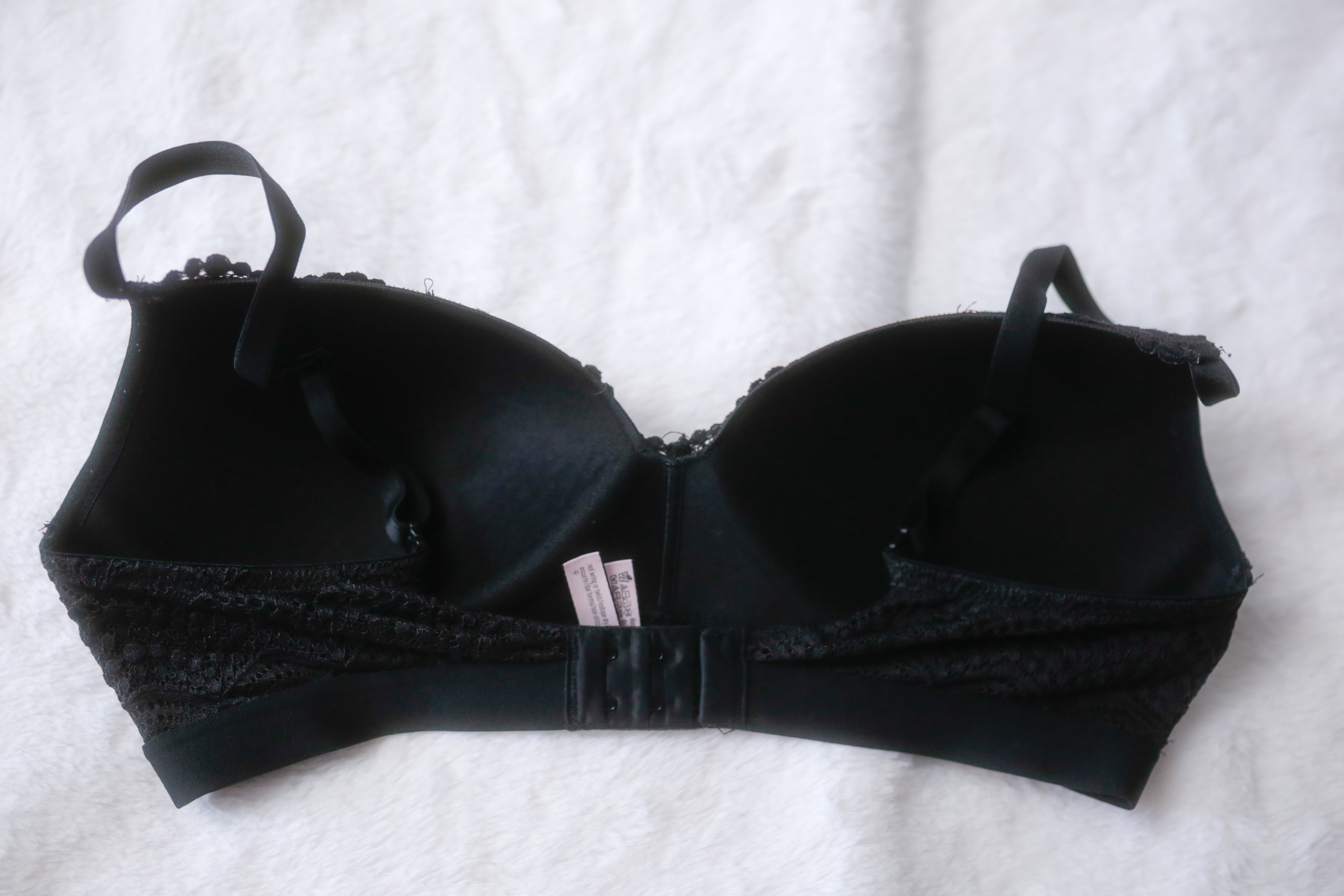 Victoria's Secret 36D Lined No-wire Wireless Bra Black Lace