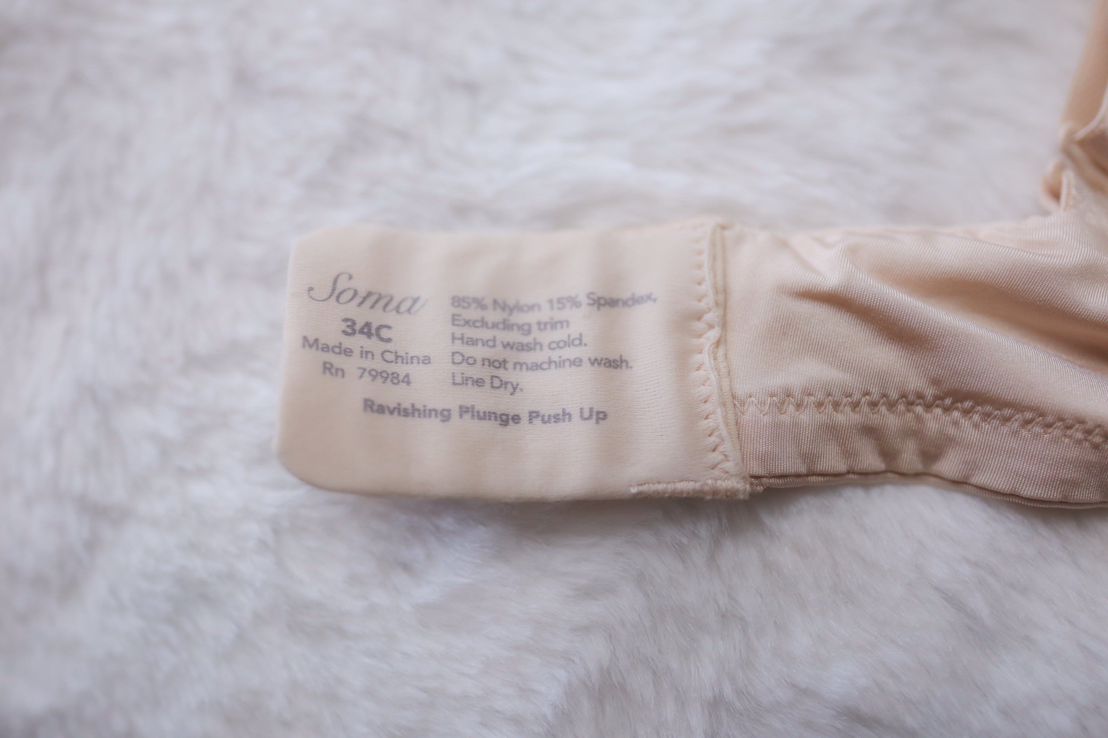 Soma 34C Ravishing Plunge Push-up T-shirt Bra Beige