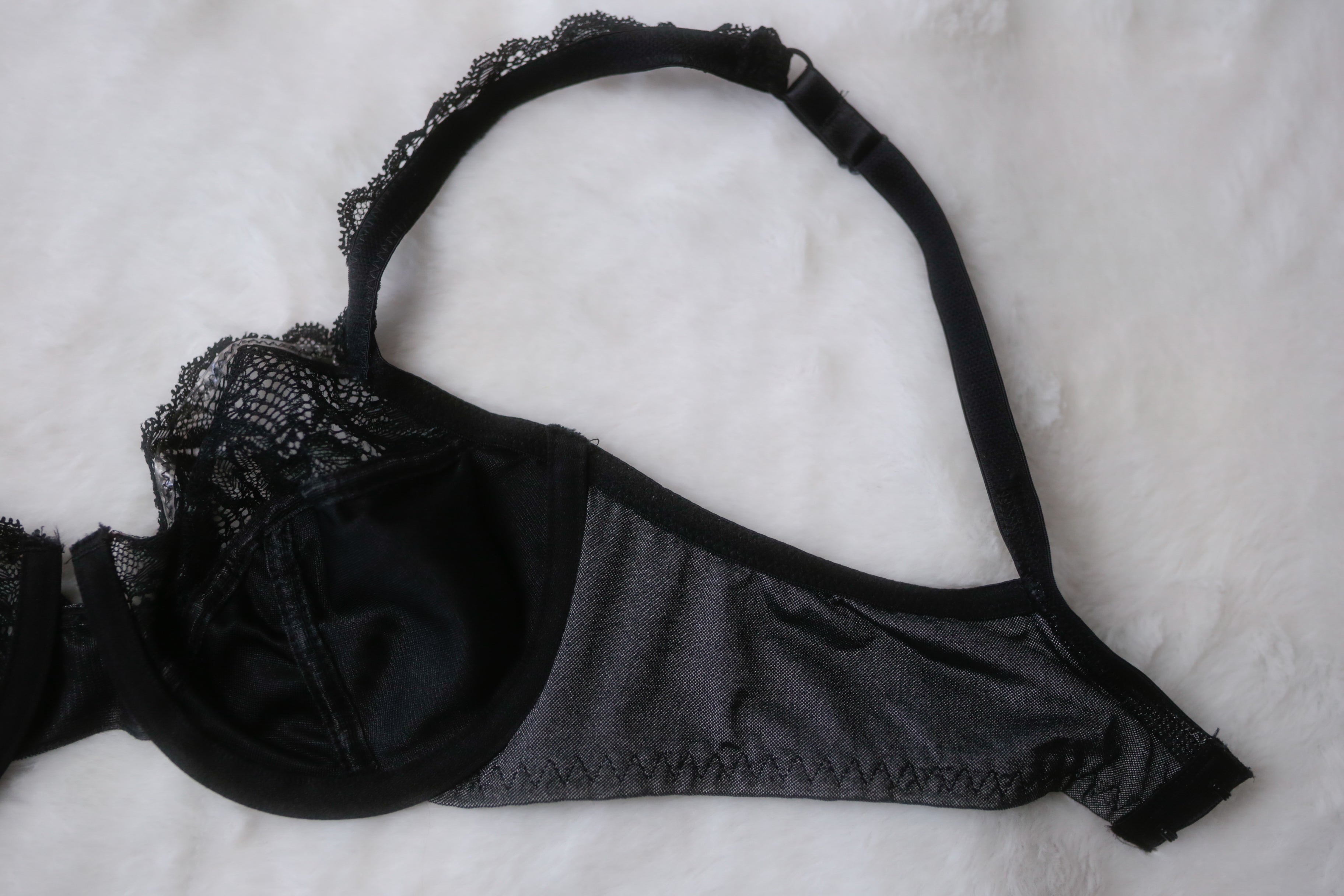 Bali 34B Lace Desire 6543 Seamed Lined Lace Unpadded Underwire Bra Black