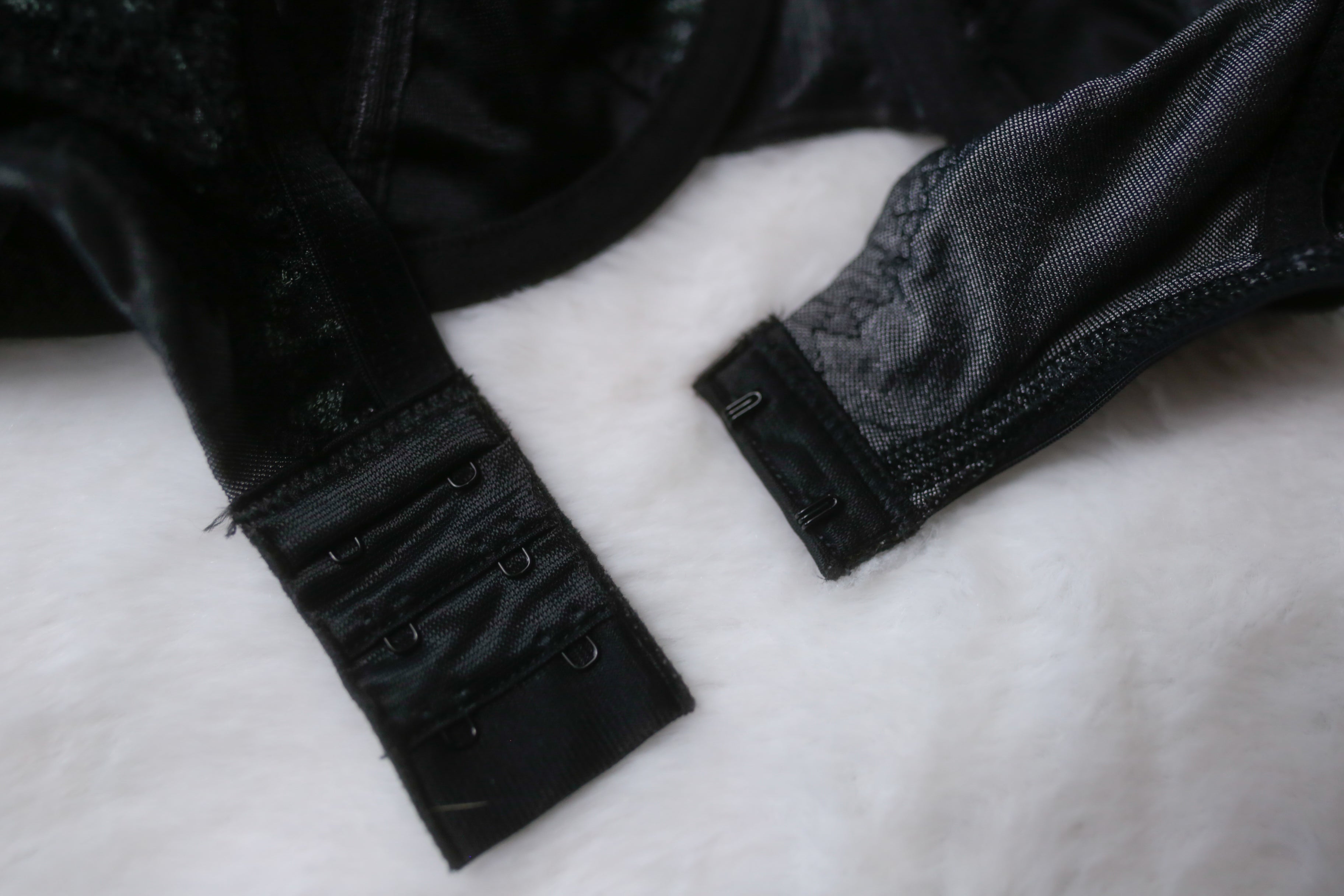 Bali 34B Lace Desire 6543 Seamed Lined Lace Unpadded Underwire Bra Black