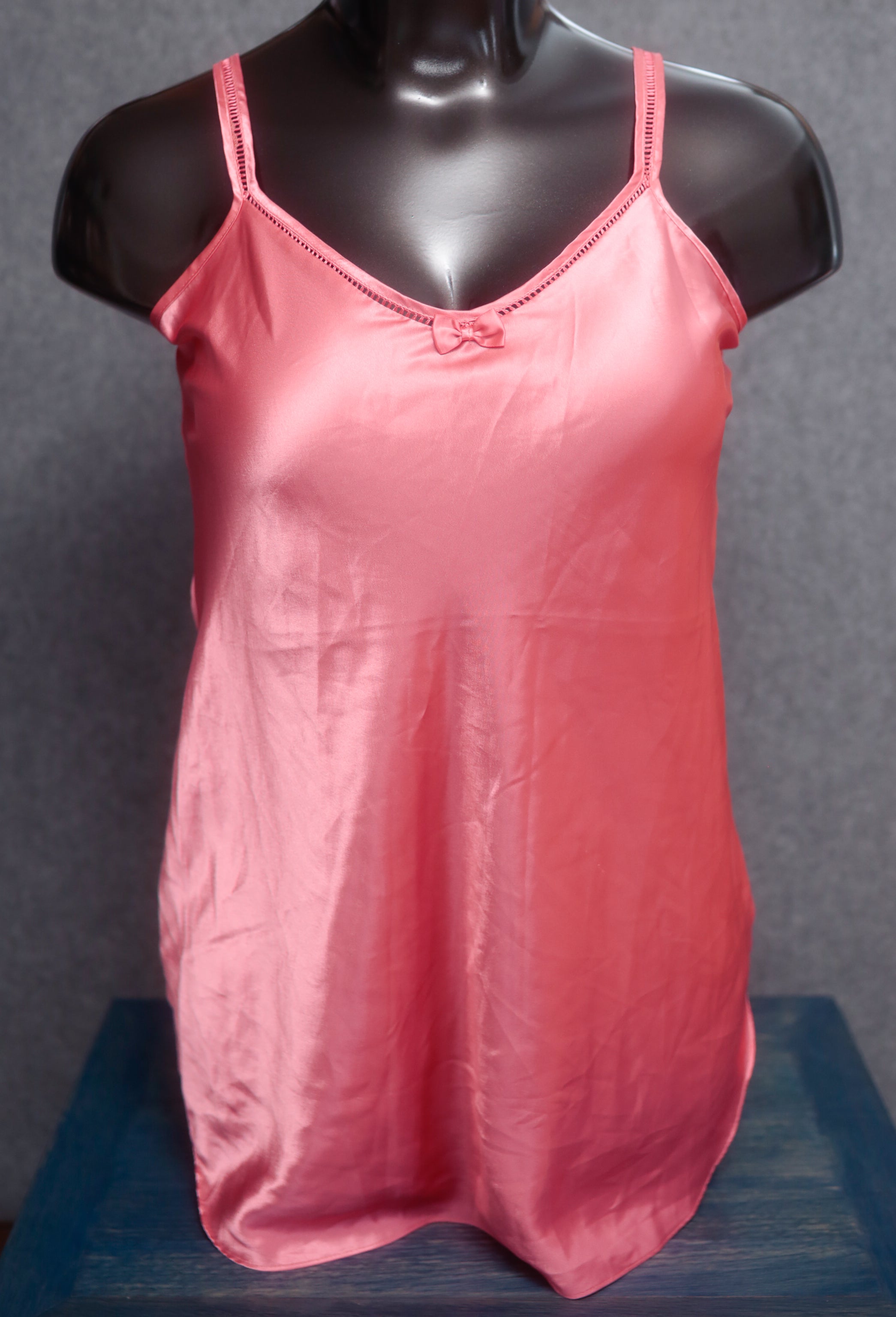 Secret Treasures Vintage Chemise Babydoll Y2K USA-made Pink Satin Large