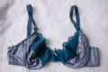 Chantilly Maidenform 36B Vintage Underwire Bra Green Lace