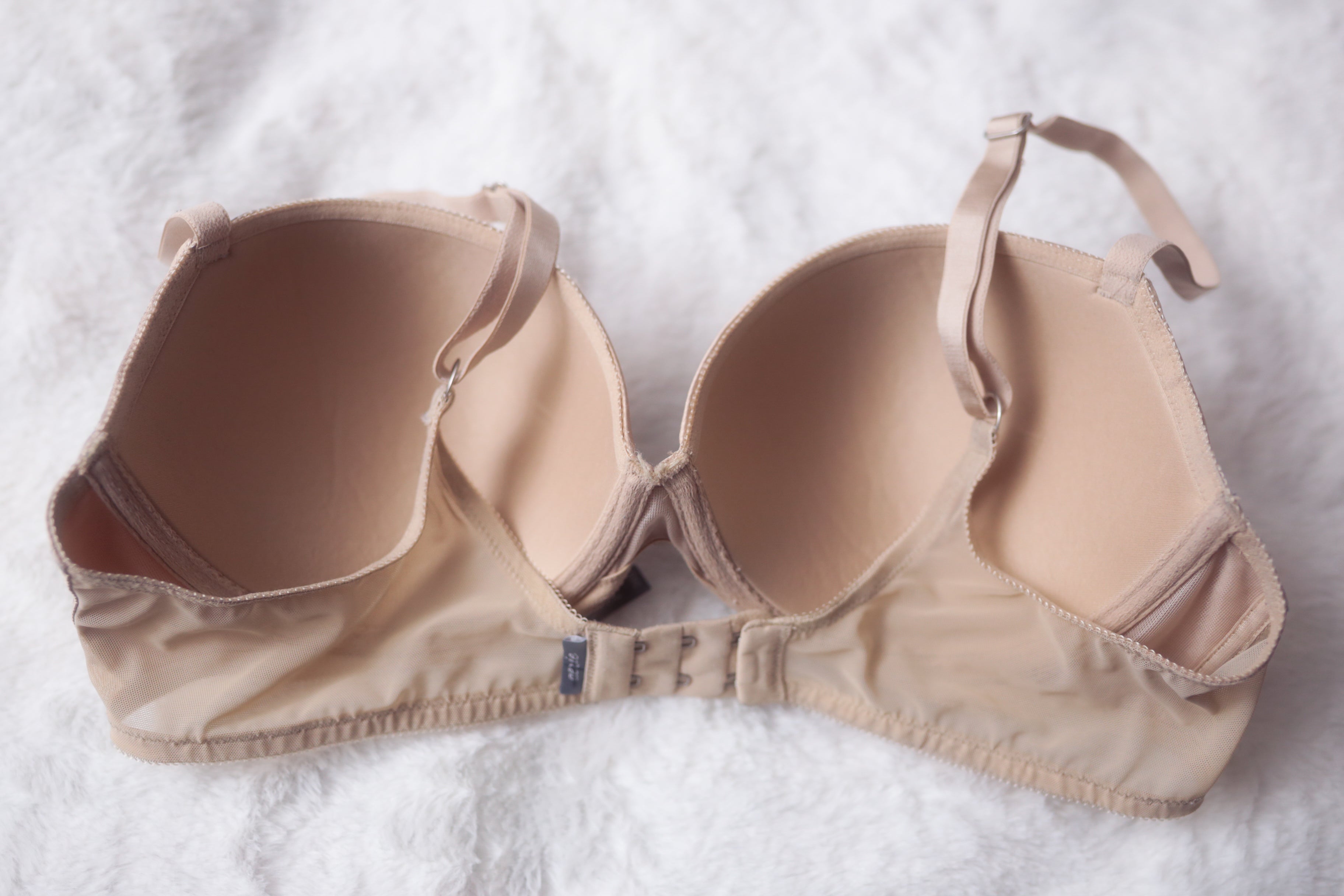 Aerie 36D T-shirt Bra Molded Padded Underwire Nude with Black