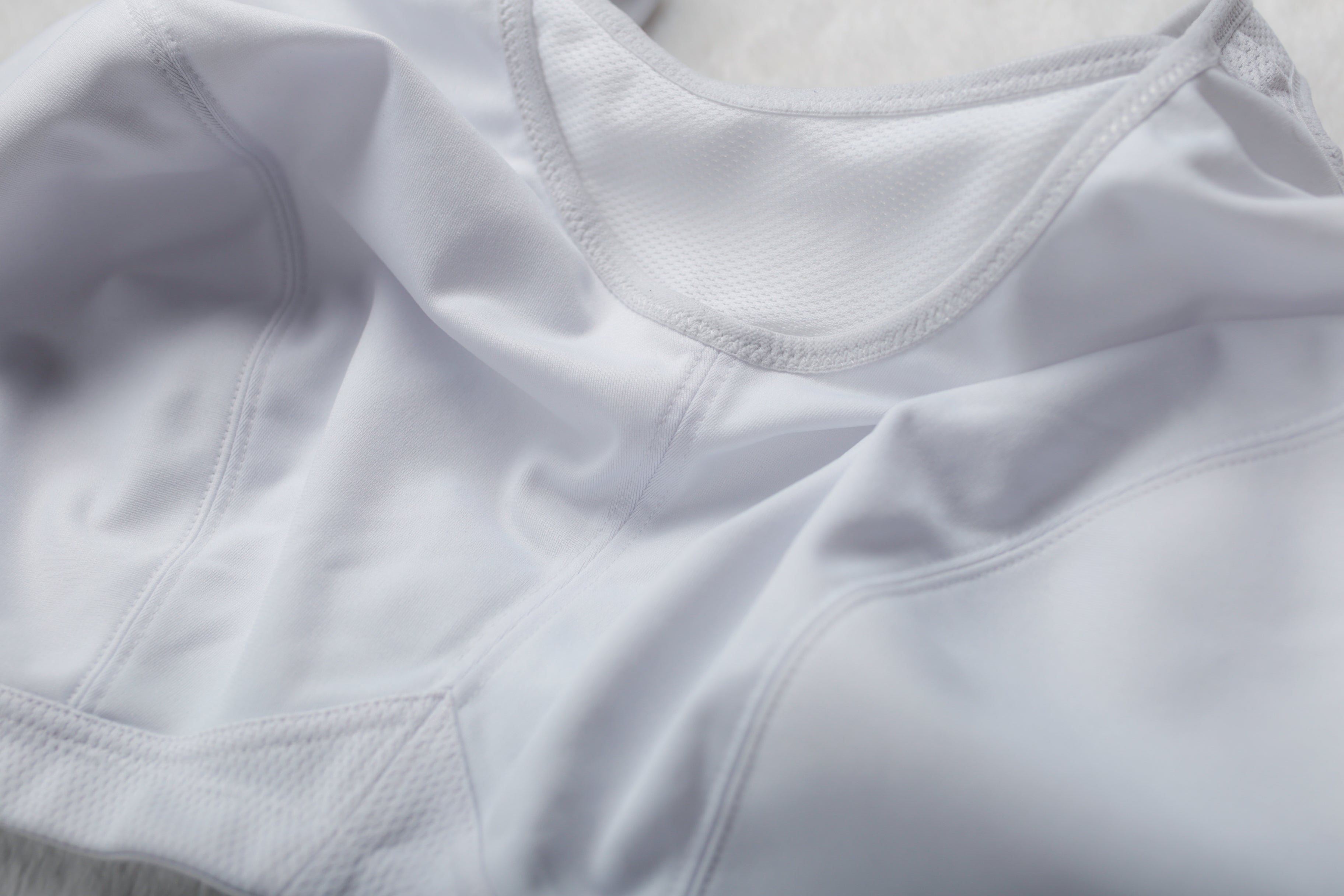 Glamorise 46J No Bounce Camisole Wireless Sports Bra White 1066