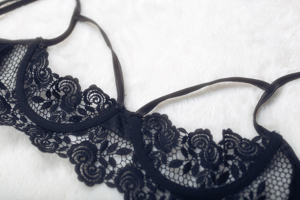 Roma Confidential Unlined Sheer Lace Half-cup Shelf Bra Small Black