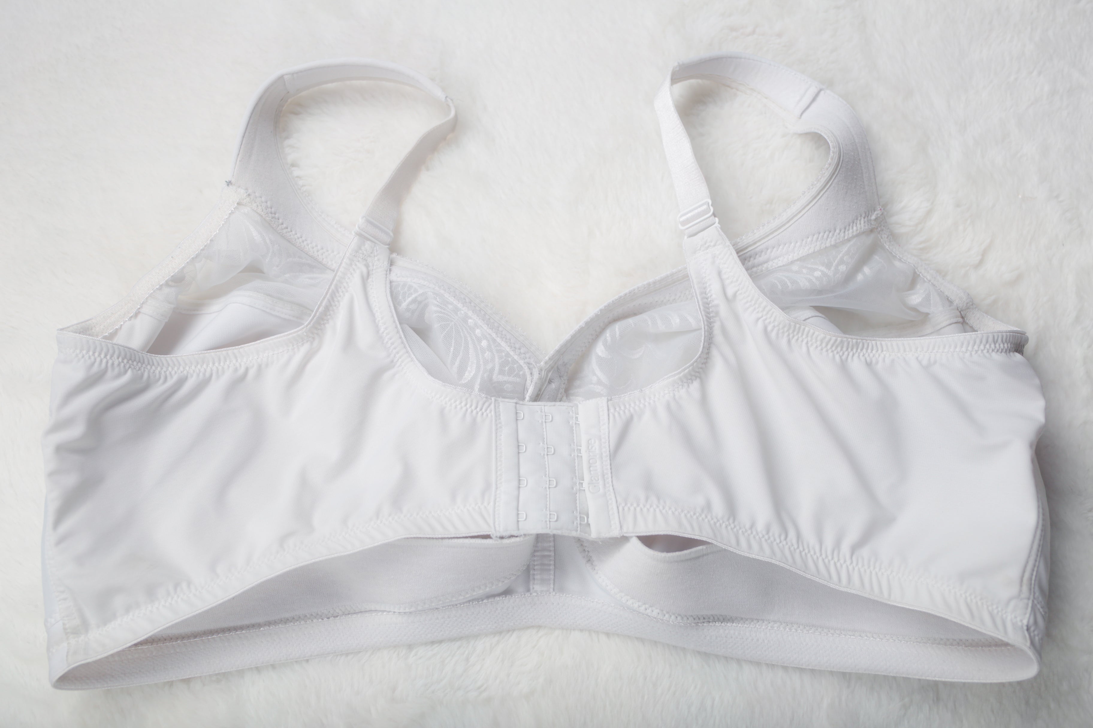 Glamorise US 48I UK 48H MagicLift Full Coverage Wireless Bra White 1016