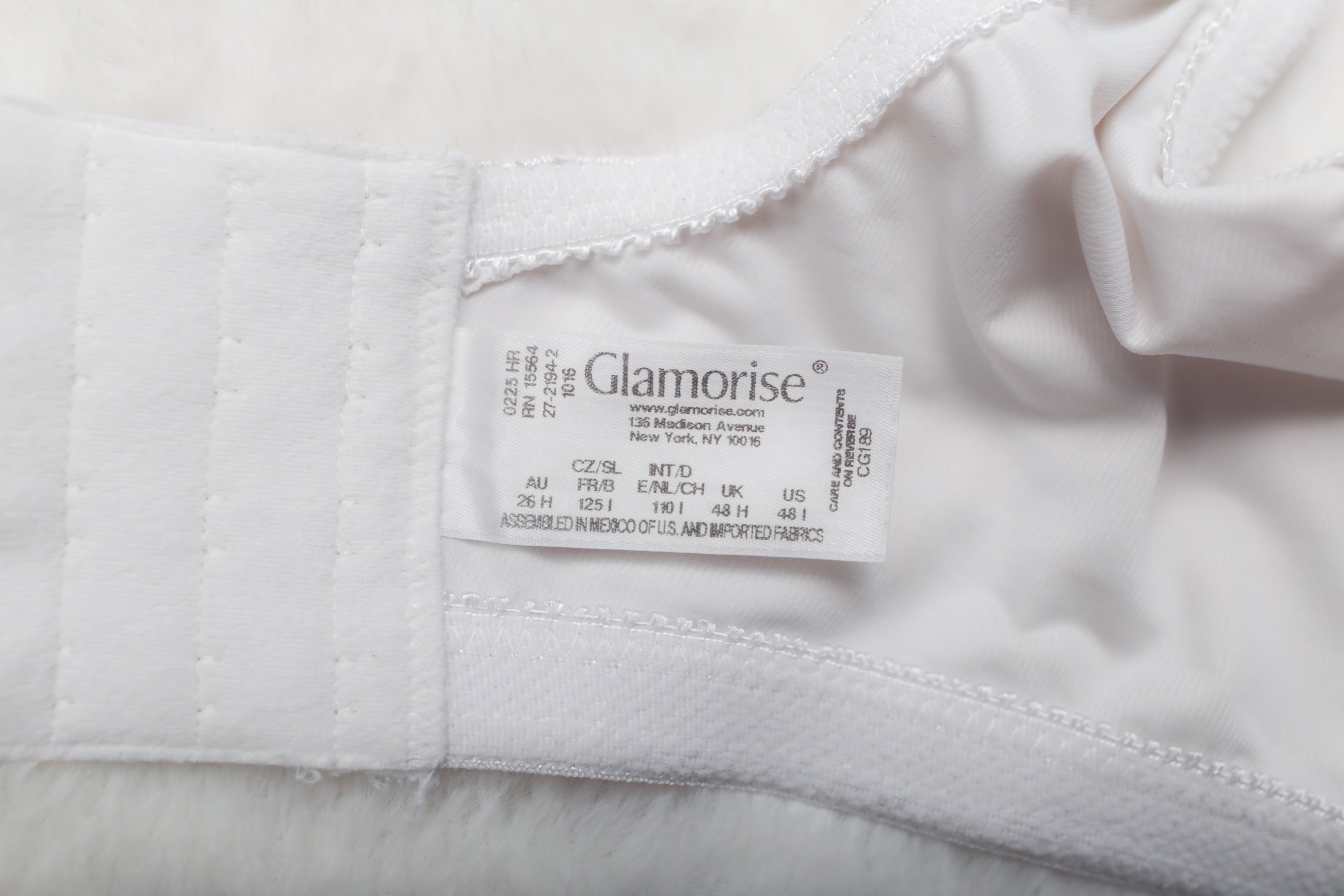 Glamorise US 48I UK 48H MagicLift Full Coverage Wireless Bra White 1016