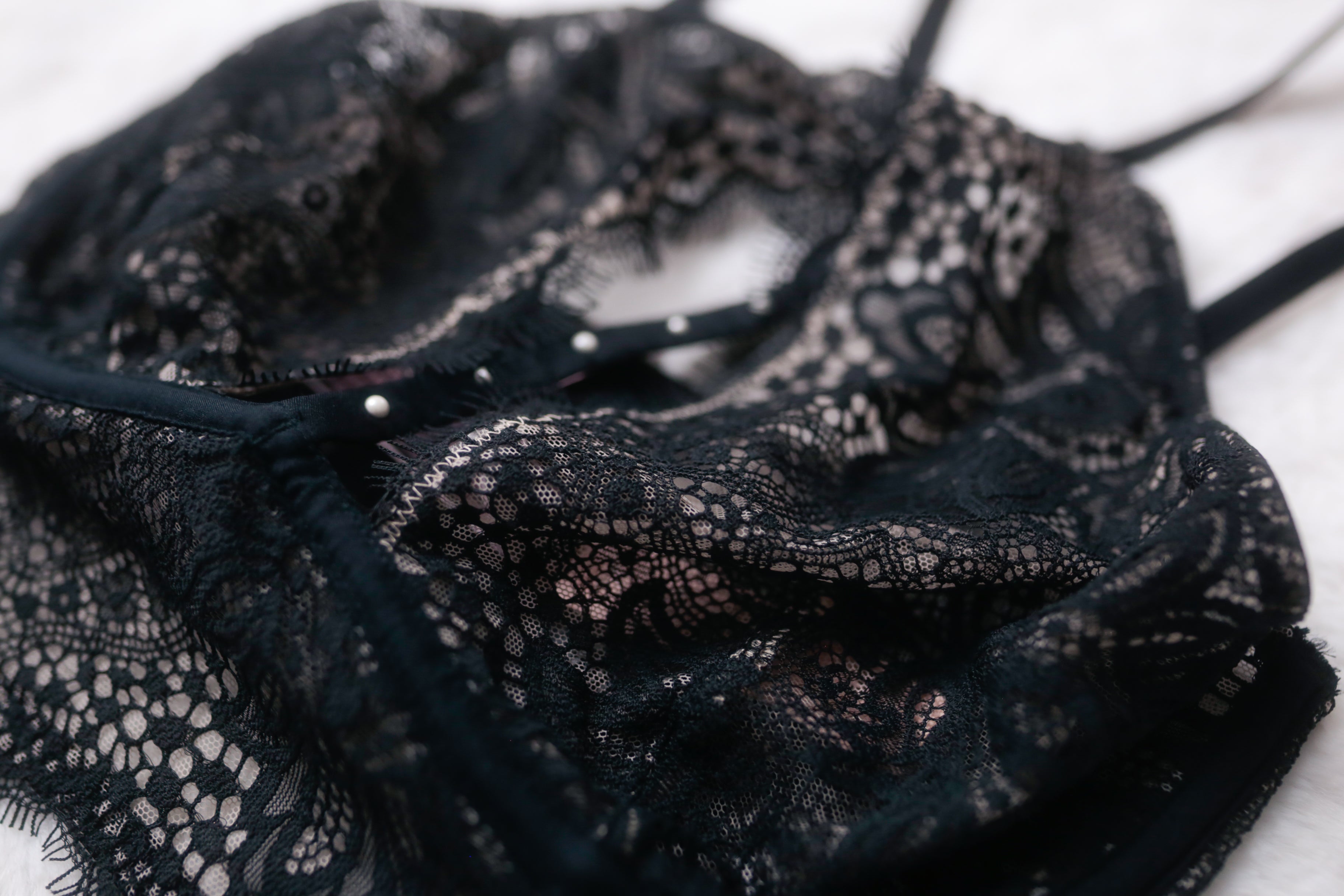 Victoria's Secret 32D Very Sexy Unlined Plunge Demi Longline Bra Black NEW