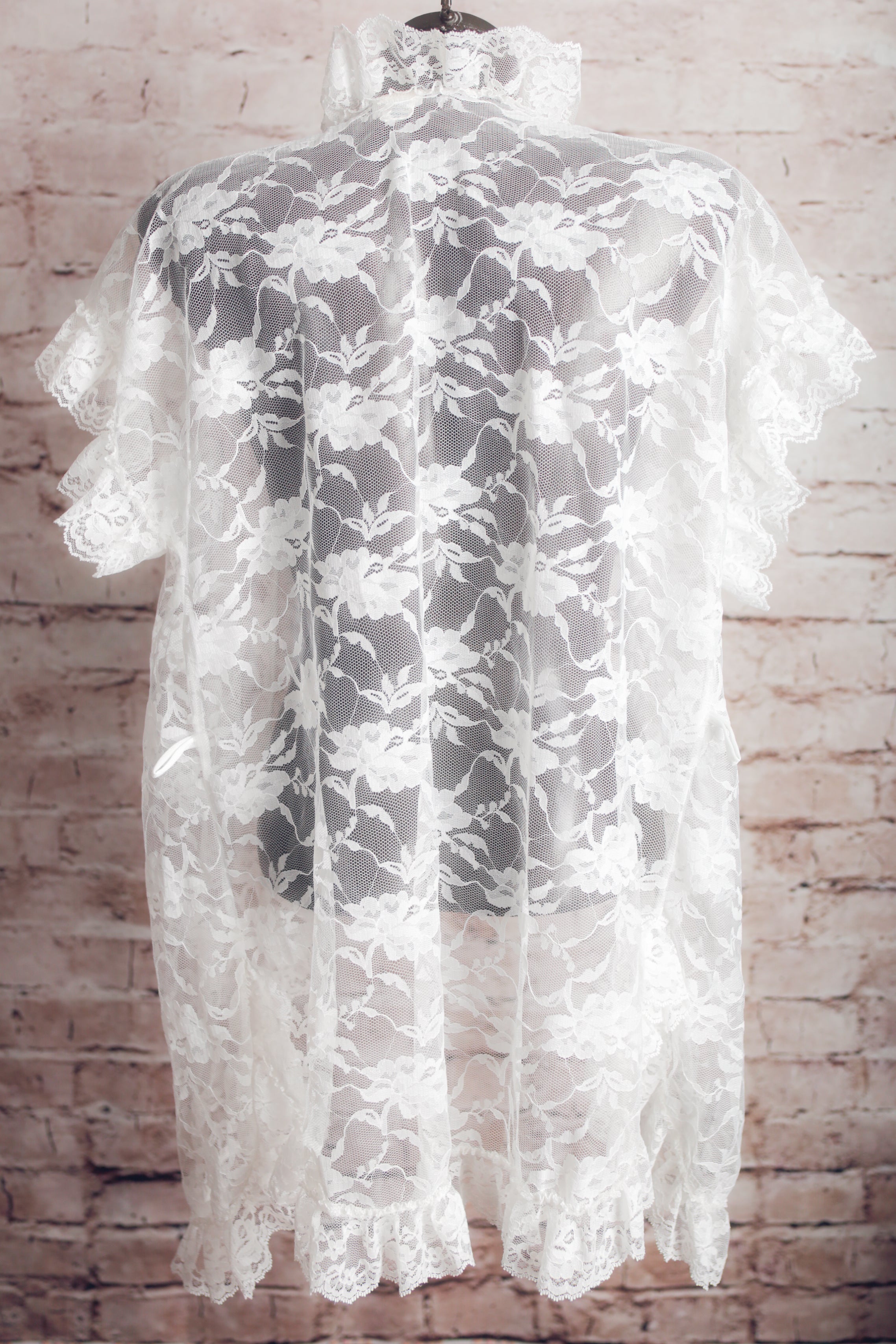 Frederick's of Hollywood Vintage Sheer Lace Bridal Peignoir Shawl Negligee Lingerie One Size White