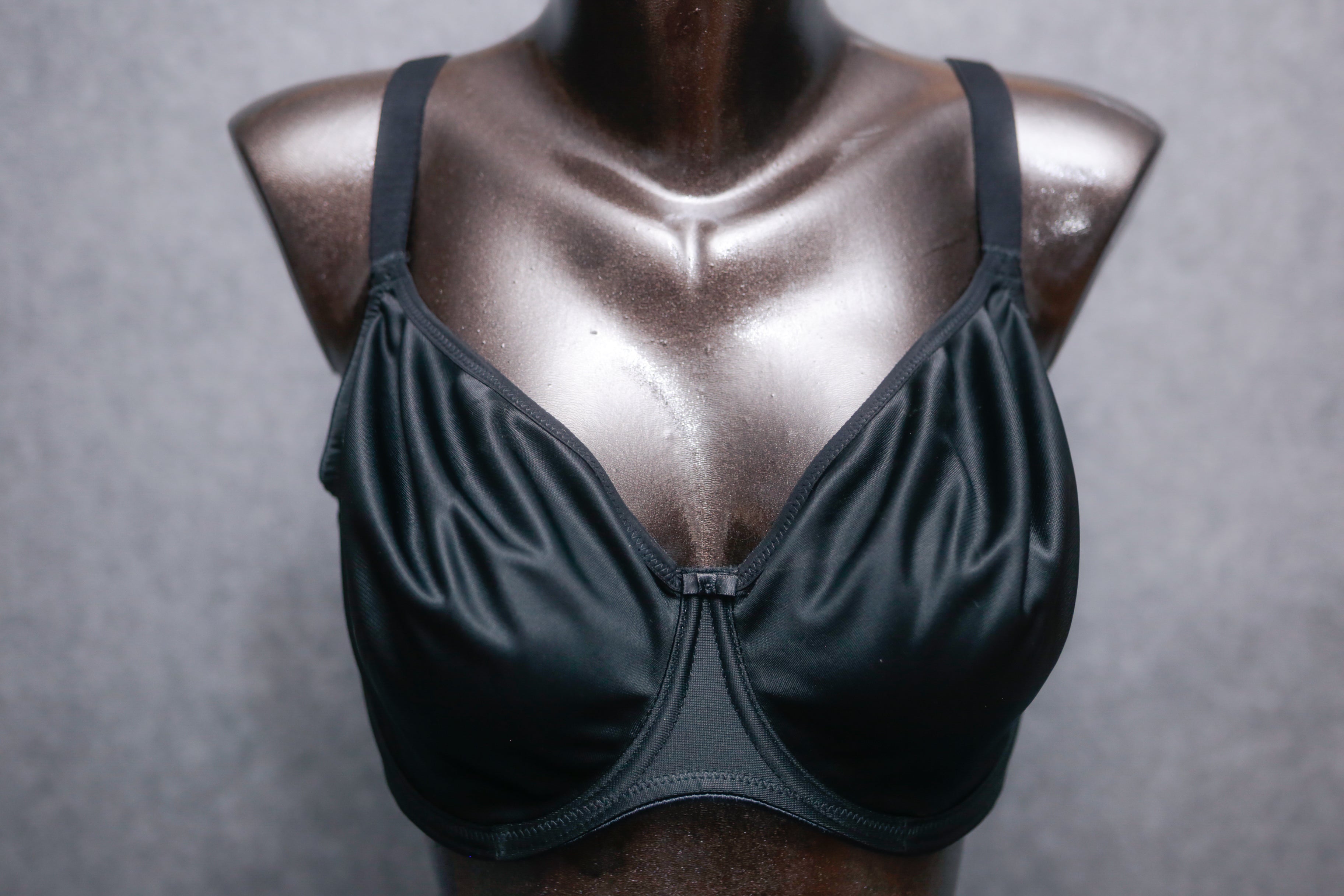 Fantasie 36E Smoothing Balcony FL4520 T-shirt Bra Black NEW