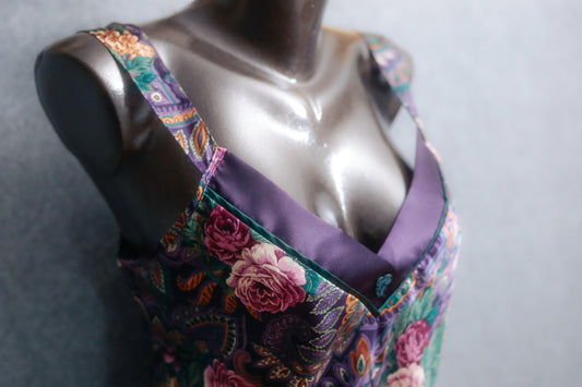 California Dynasty Vintage USA-made Paisley Cami Nightgown Lingerie: Size Medium