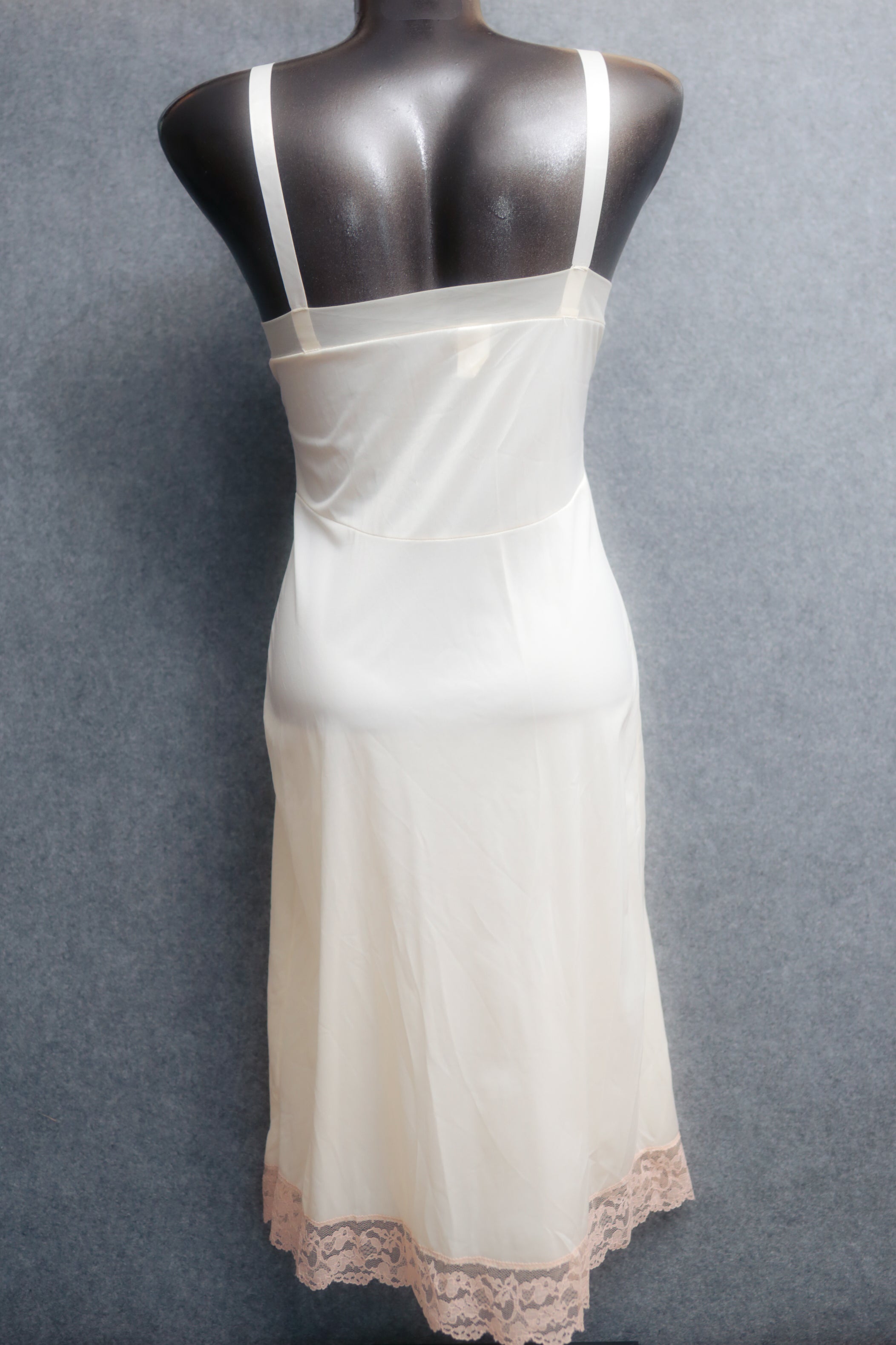 Aristocraft Vintage Full Slip Nightgown Ivory Satin and Lace: Size 34 Medium