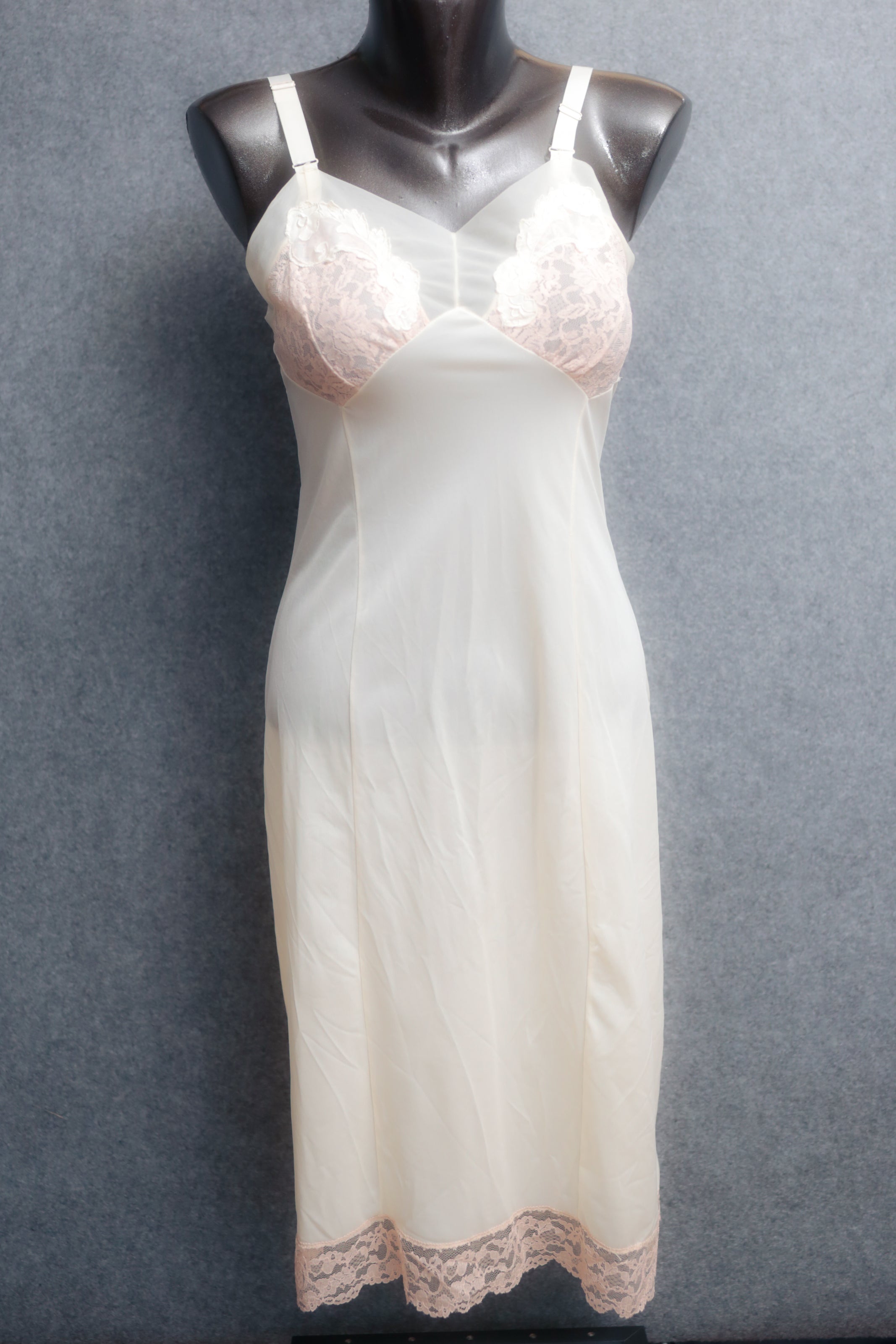 Aristocraft Vintage Full Slip Nightgown Ivory Satin and Lace: Size 34 Medium