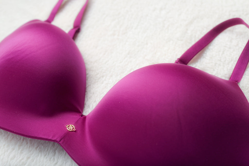 Victoria's Secret 38D So Obsessed Wirefree Wireless T-shirt Bra and Very Sexy Strappy Thong Set Raspberry Cooler