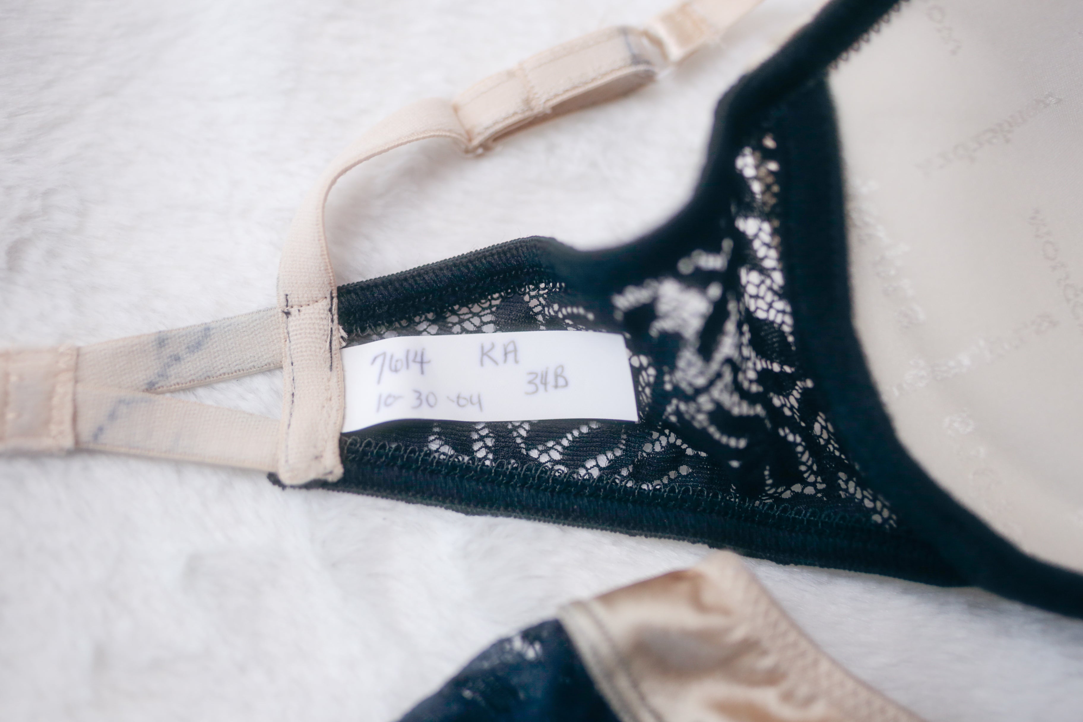 Wonderbra 38B Vintage Bra and Panty Set Push-up Underwire Satin Lace