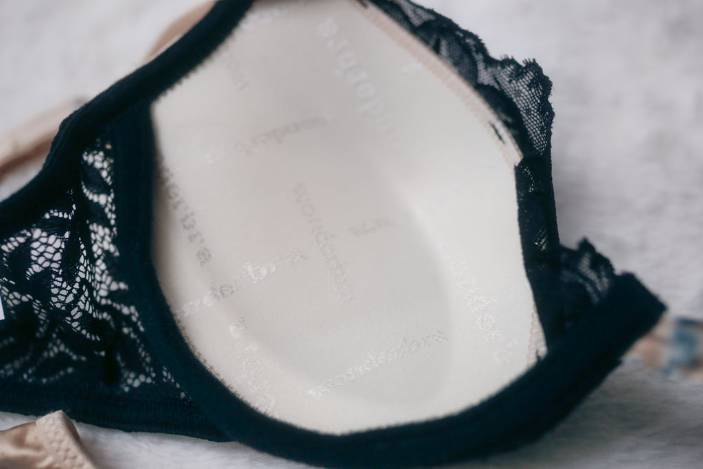 Wonderbra 38B Vintage Bra and Panty Set Push-up Underwire Satin Lace