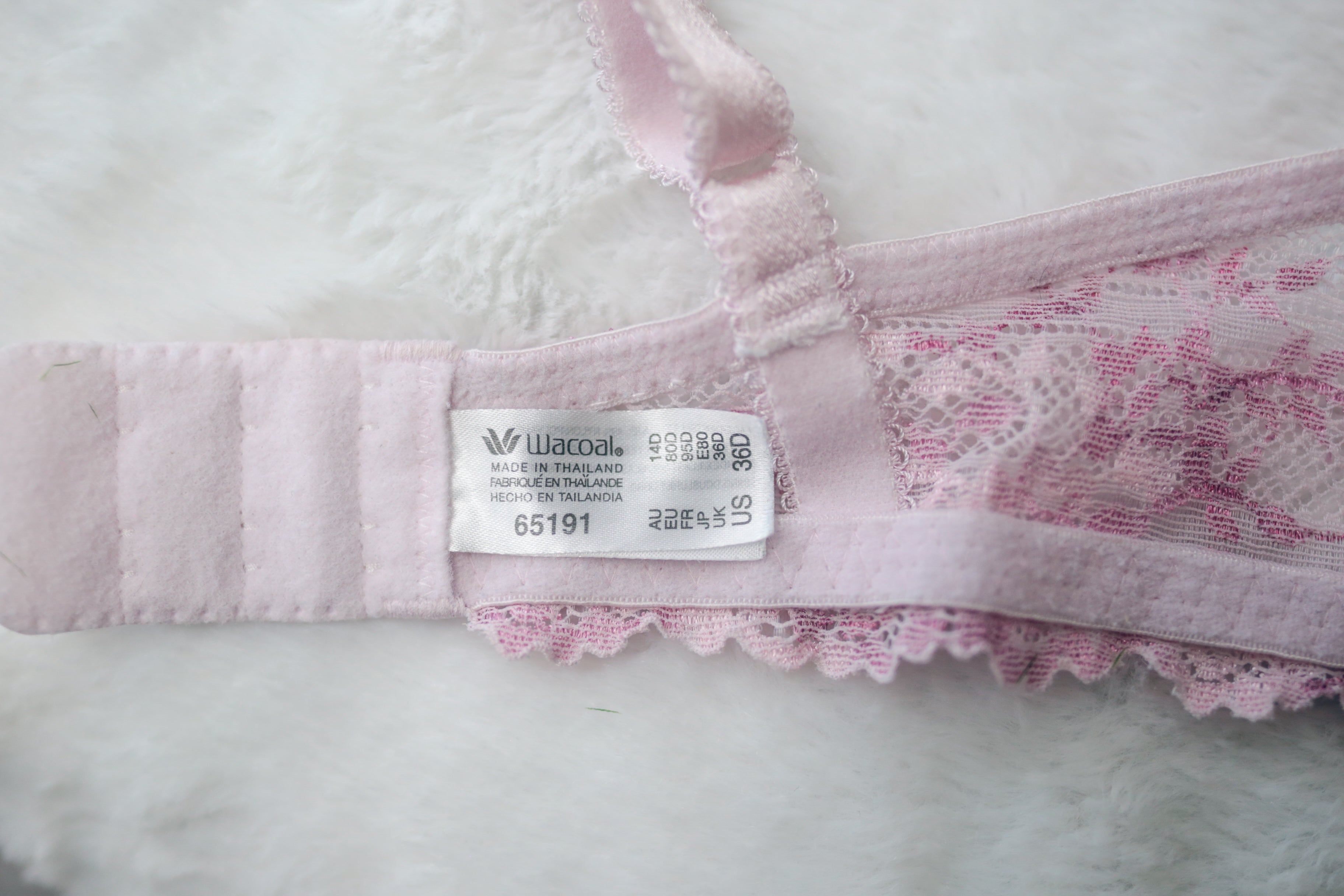 Wacoal 36D Embrace Lace 65191 Unlined Embroidered Underwire Bra Pink