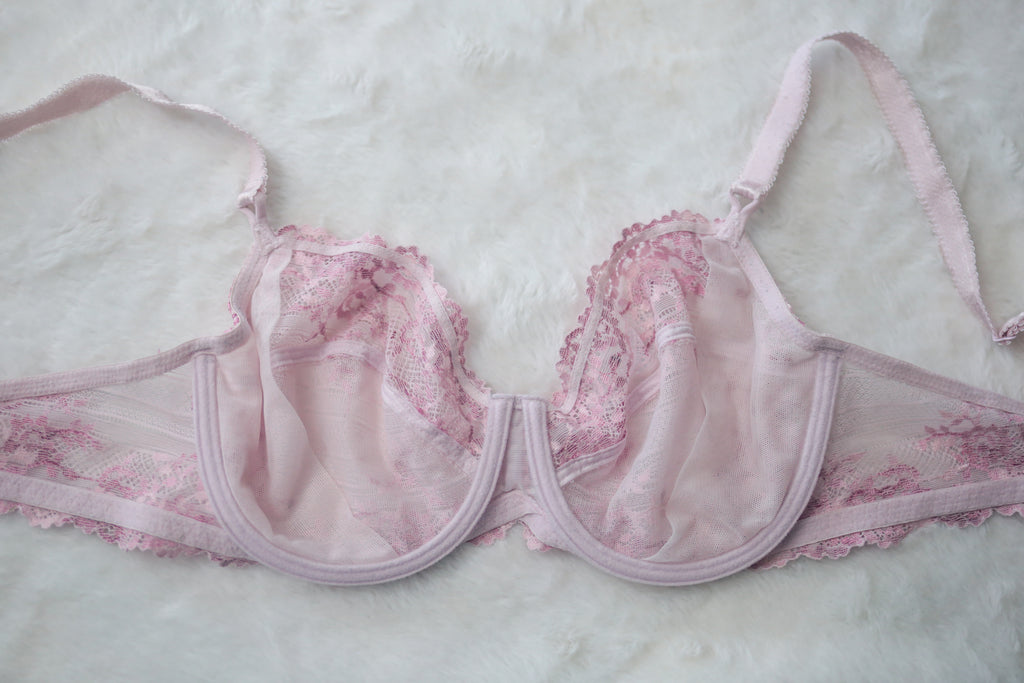 Wacoal 36D Embrace Lace 65191 Unlined Embroidered Underwire Bra Pink