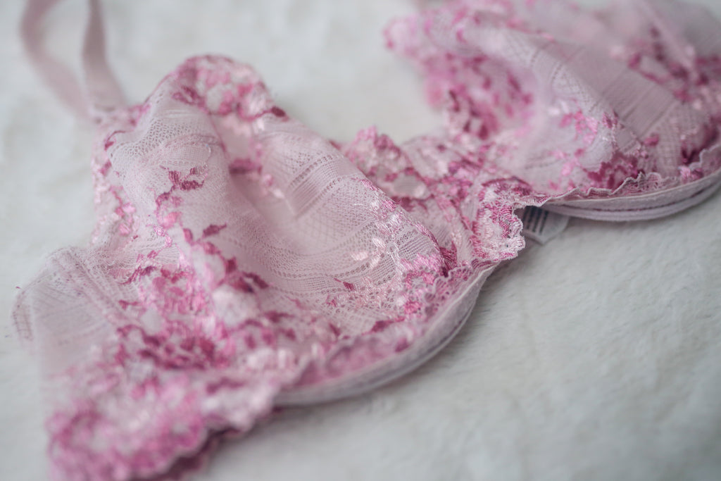 Wacoal 36D Embrace Lace 65191 Unlined Embroidered Underwire Bra Pink