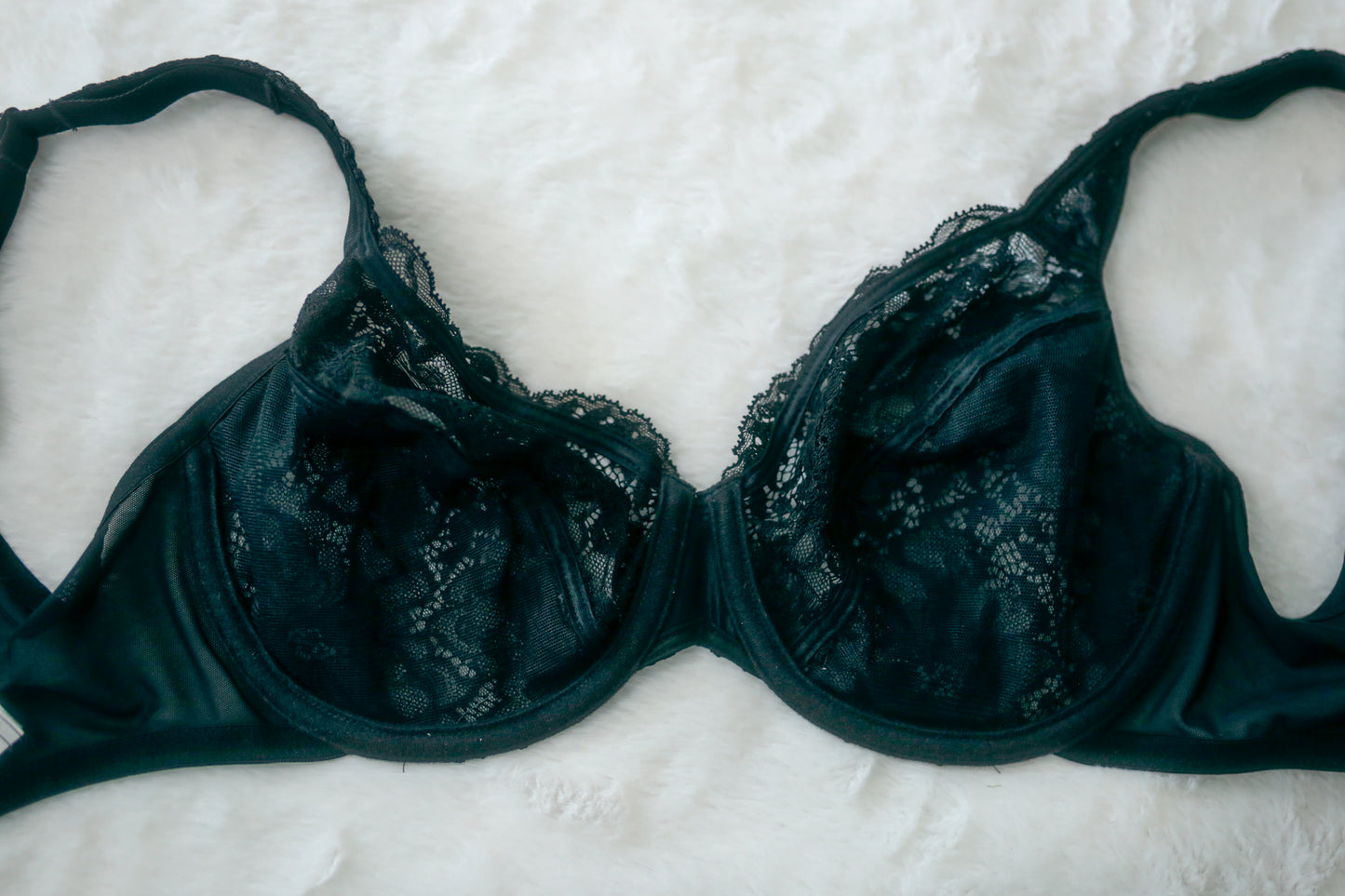 Wacoal 32DD 85750 Pure Inspiration Lace Minimizer Underwire Unpadded Bra Black