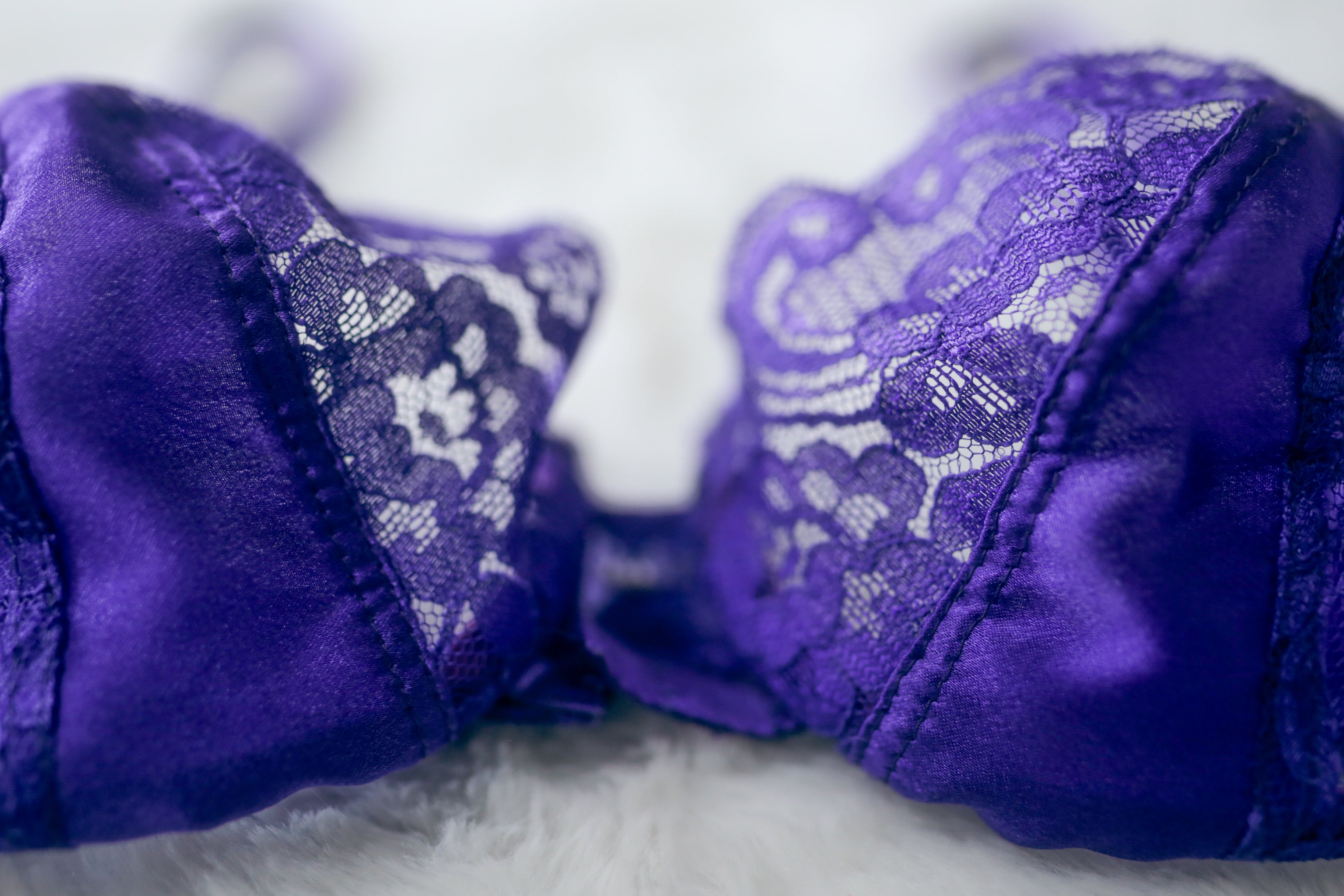Christian Dior 36C Vintage Balconette Shelf Sheer Unpadded Bra Purple Lace