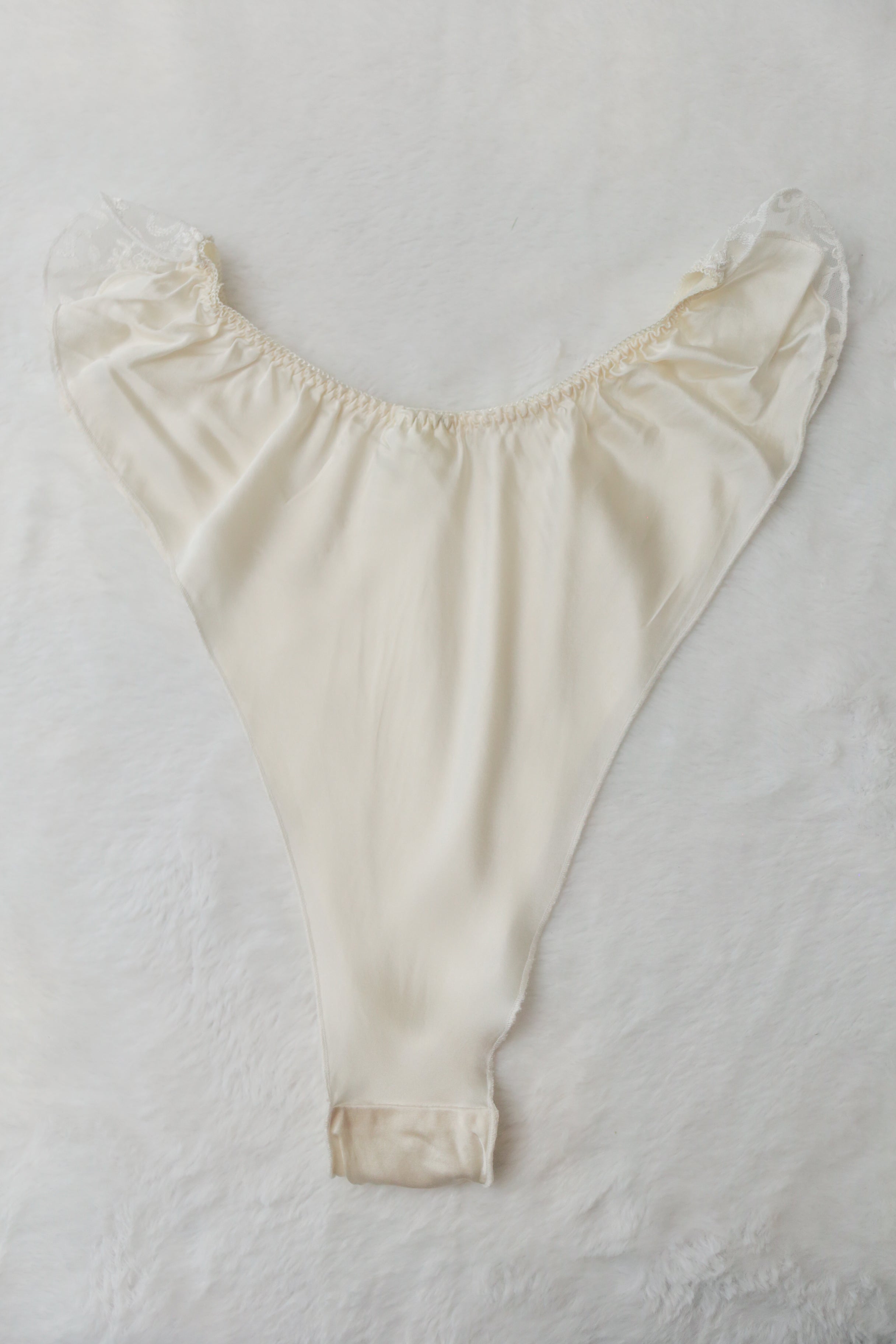 Victoria's Secret Vintage Gold Label Silk High Cut Panties M/L 6 7 Ivory