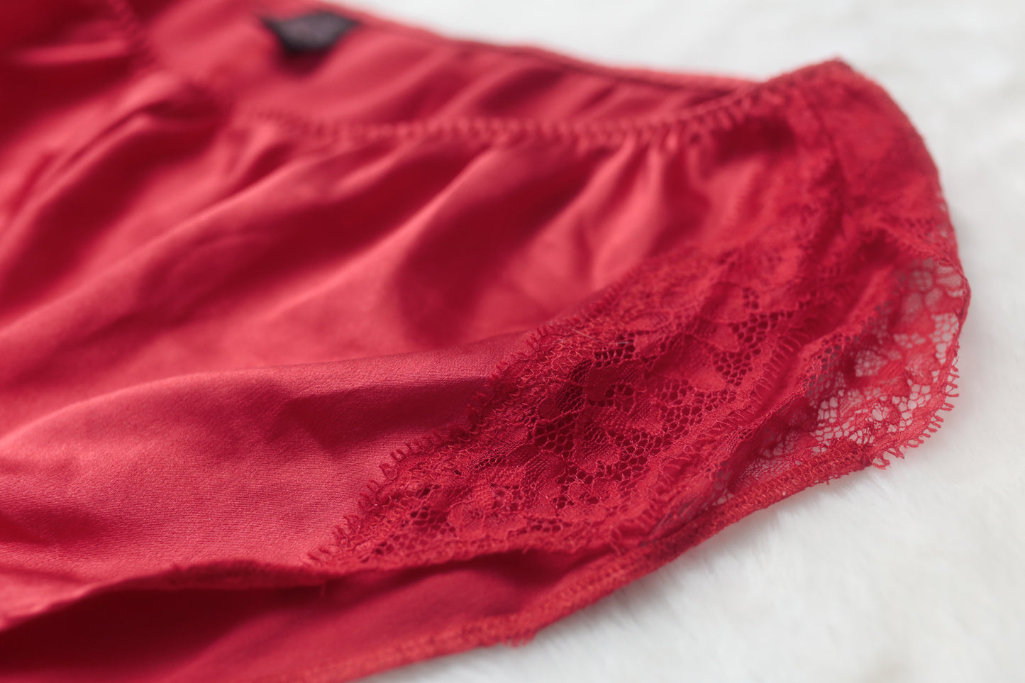 Victoria's Secret Full Back Satin Panties Medium 6 Red