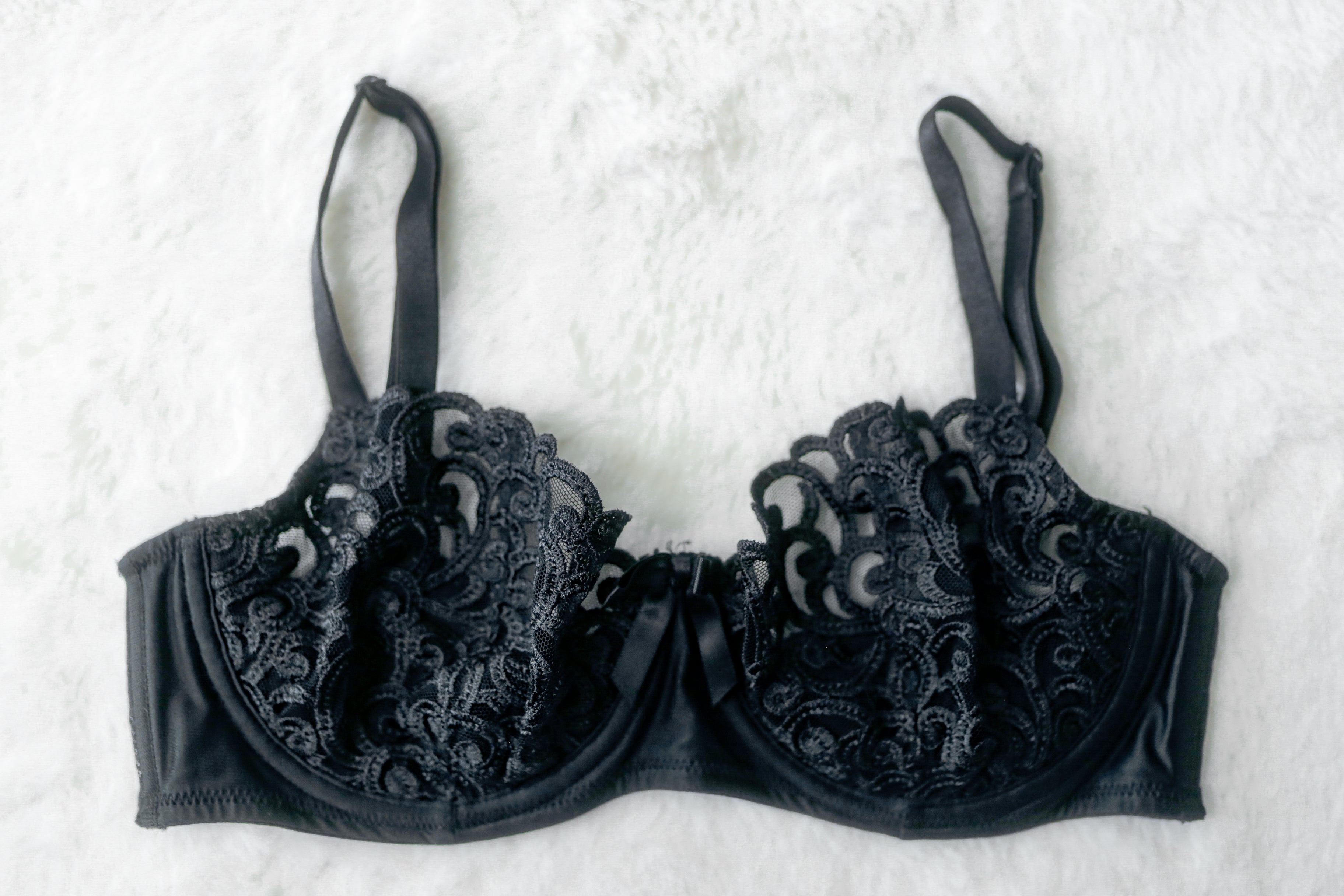 Victoria's Secret Vintage 34C Sheer Push-up without Padding Bra Black Lace