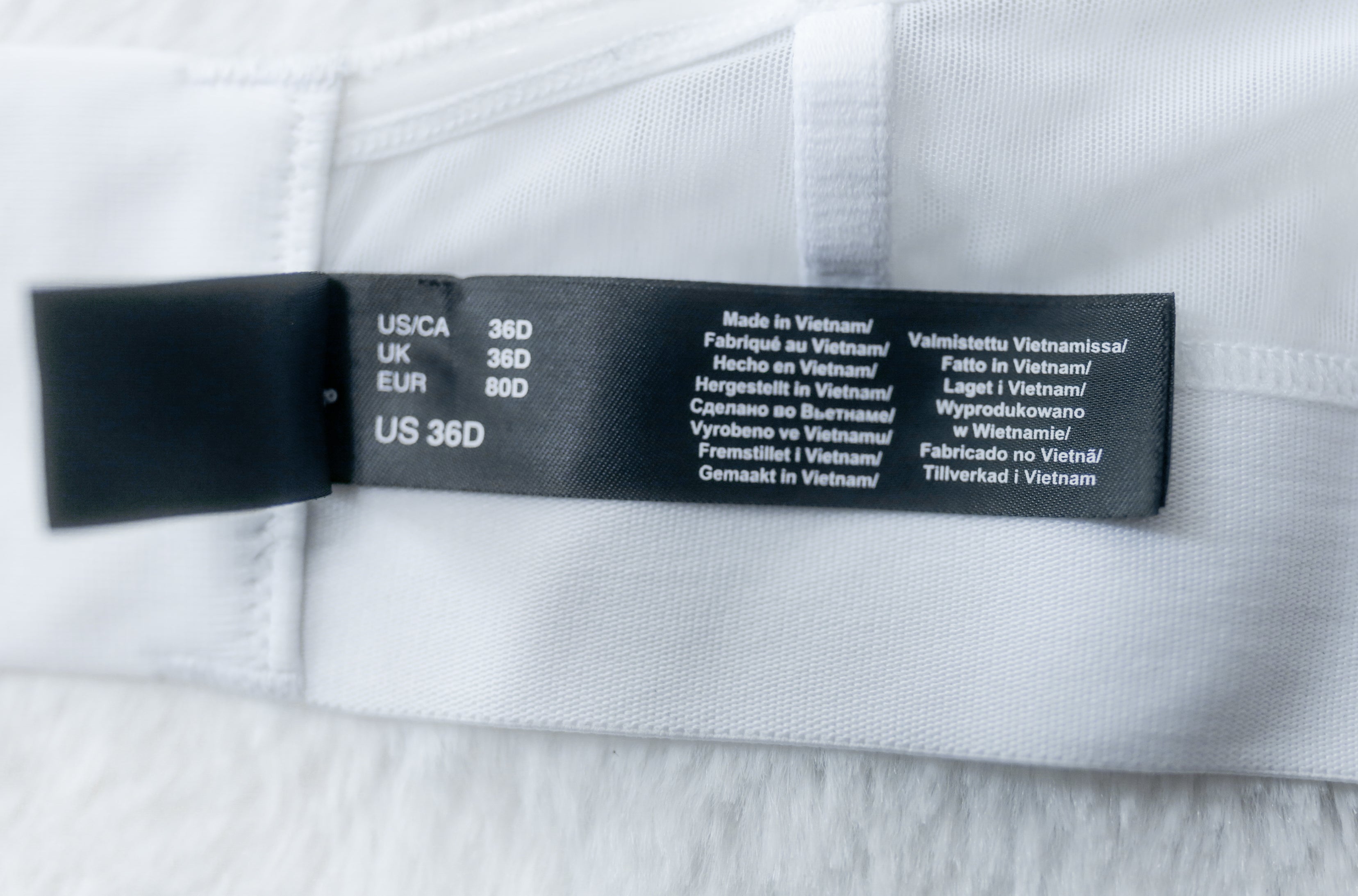 DKNY 36D Sheers Unlined Mesh Balconette Sheer Convertible Bra White NEW