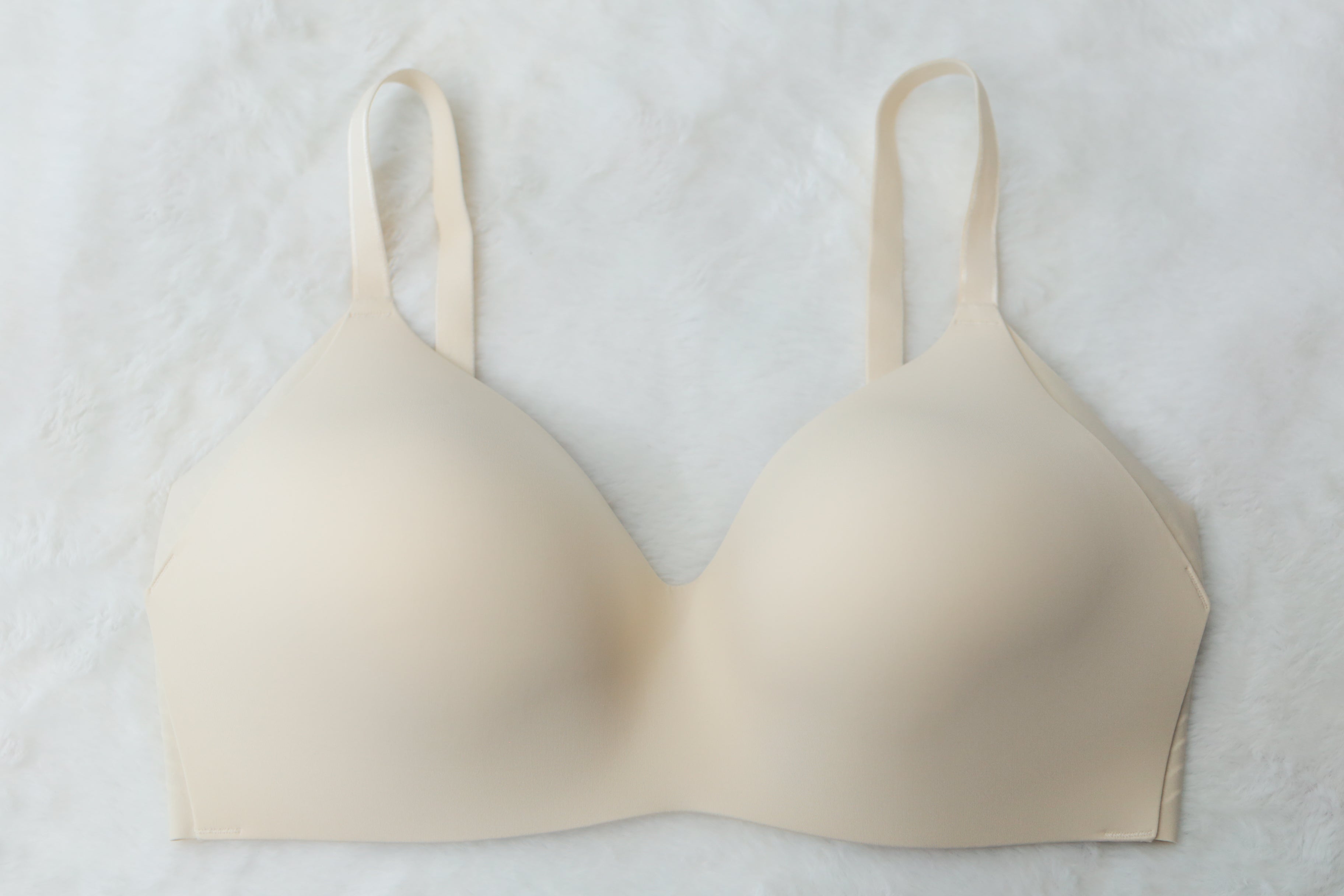 Knix 7 36DD 38DD 36DDD WingWoman Seamless Wireless Contour T-shirt Bra Cream