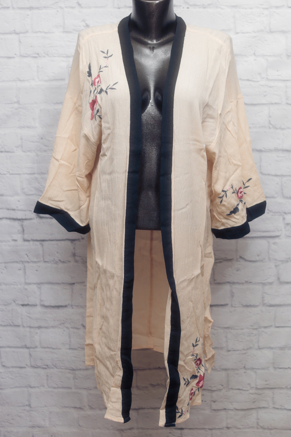 Wild Pearl Indian Semi-sheer Embroidered Robe Medium Pink Floral