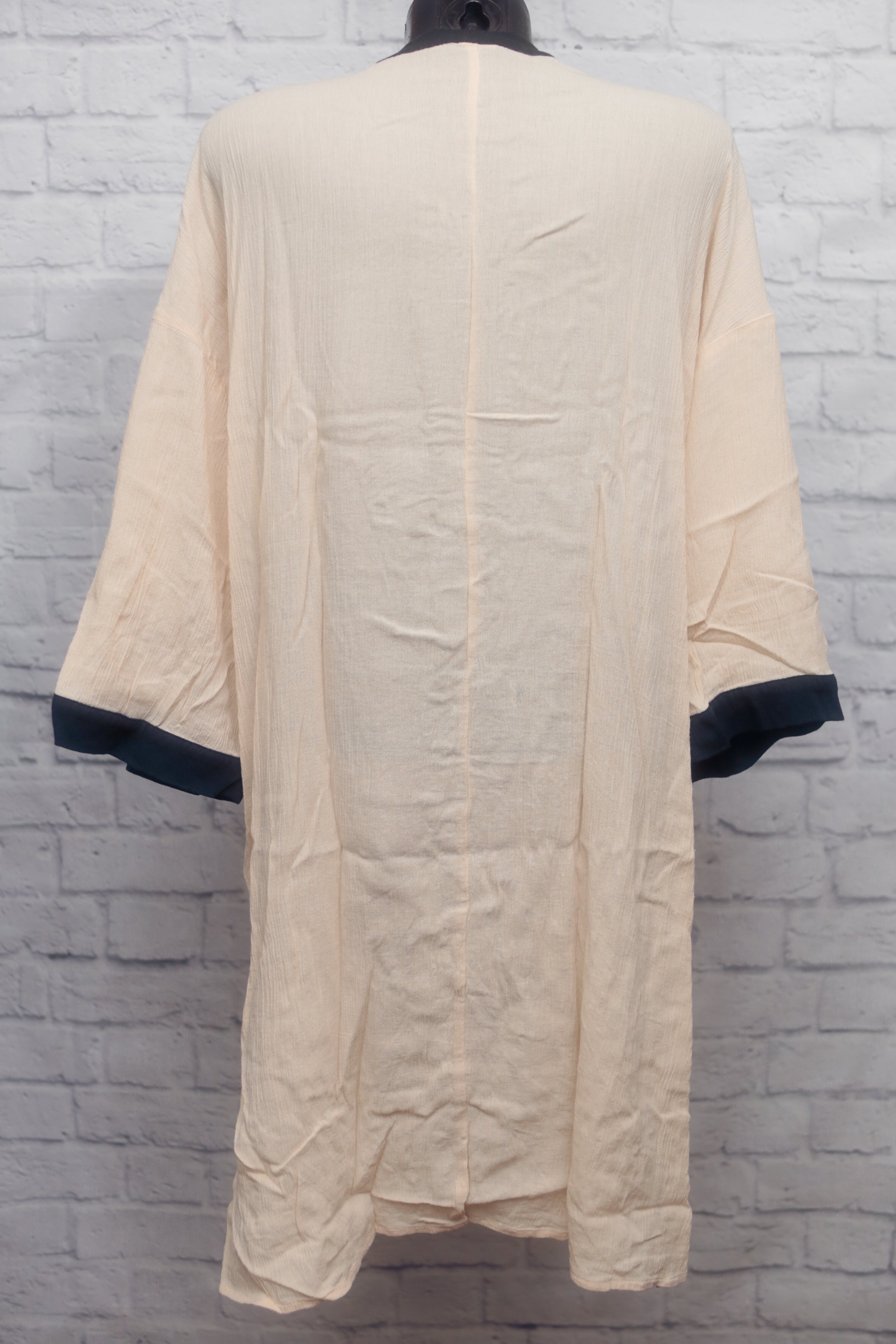 Wild Pearl Indian Semi-sheer Embroidered Robe Medium Pink Floral