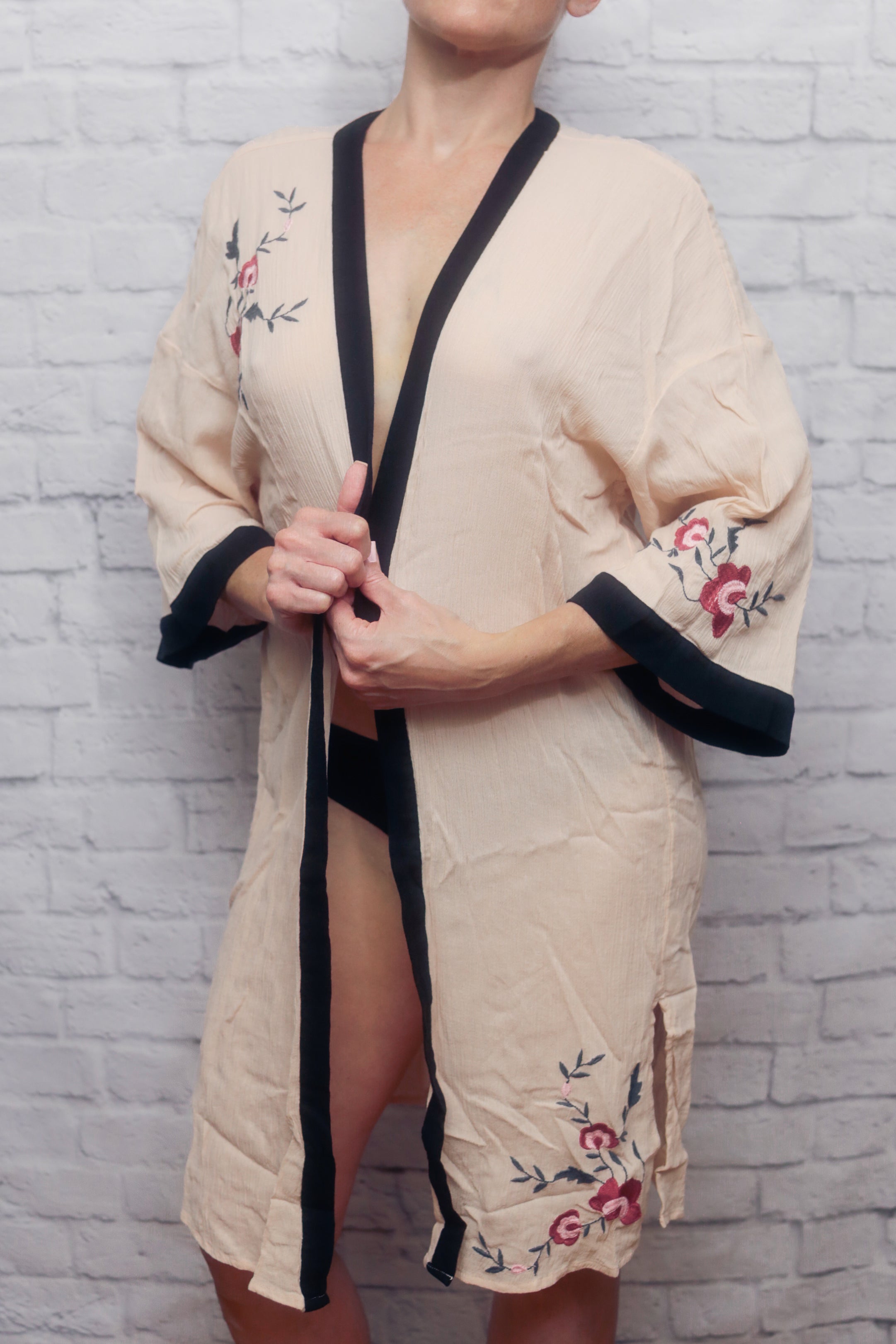 Wild Pearl Indian Semi-sheer Embroidered Robe Medium Pink Floral