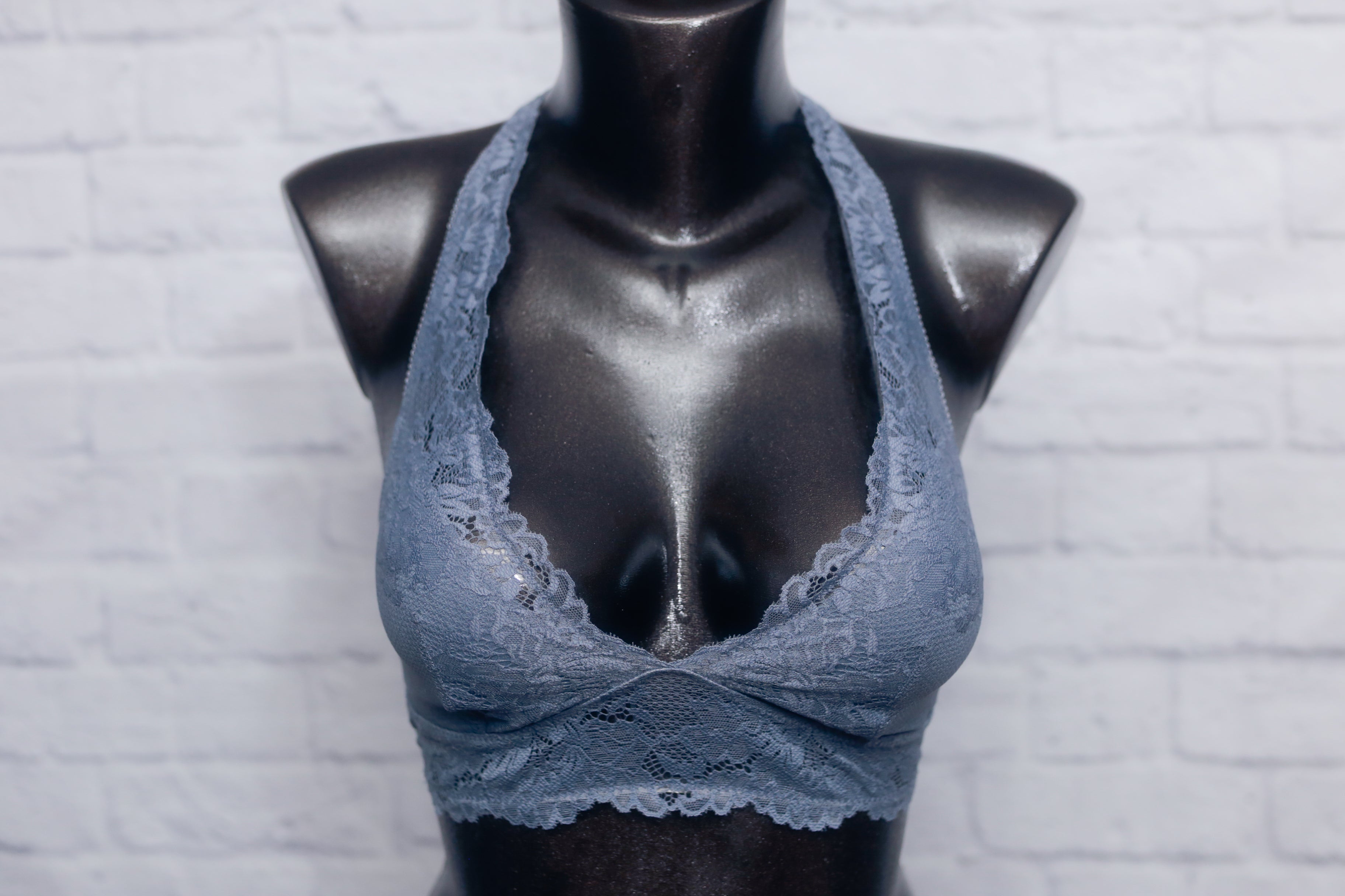 Maidenform Lined Lace Wireless Bralette Bra Small AA-C Cup Blue