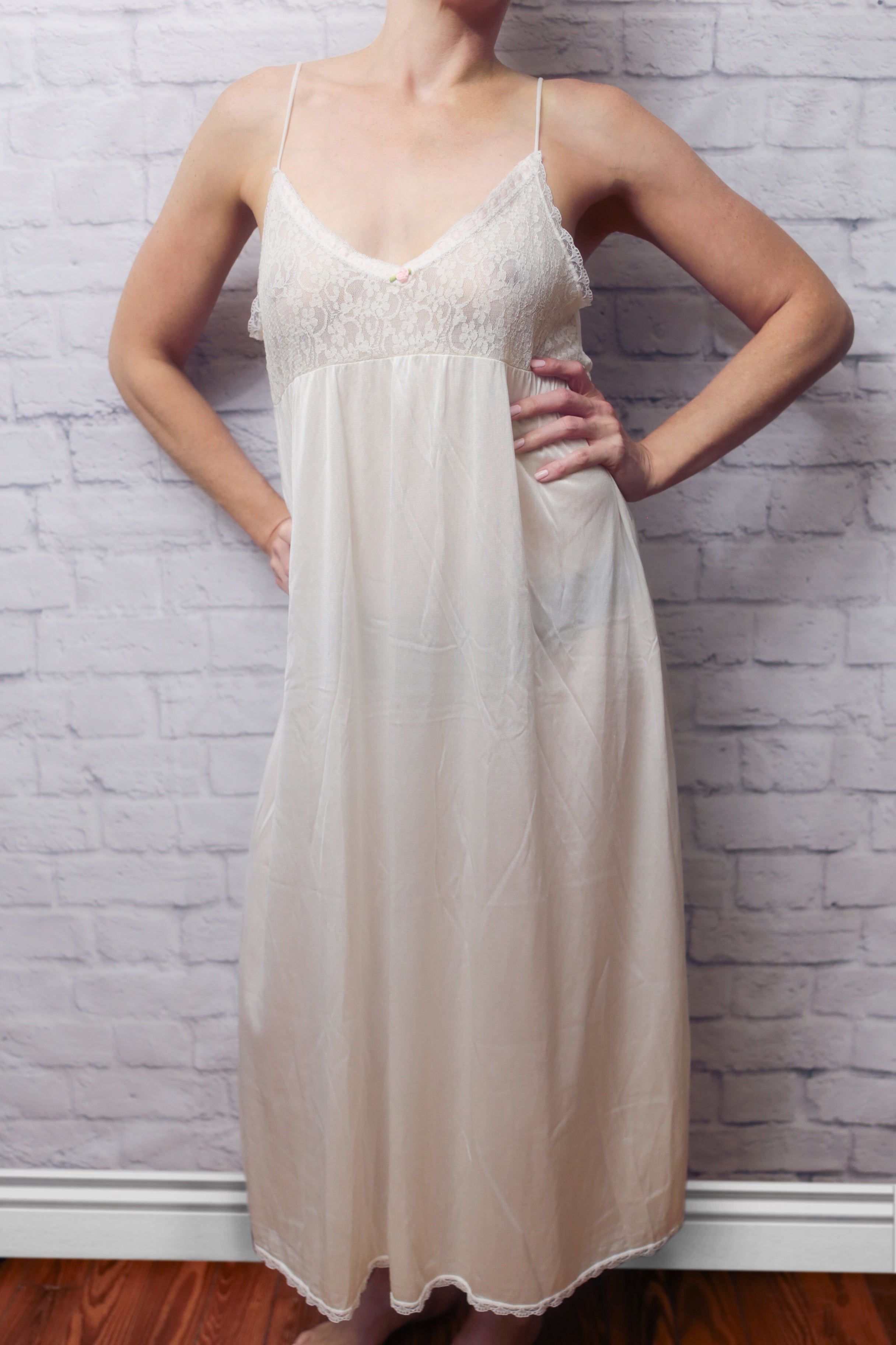 90s Vintage White Satin Full Slip Gown Lingerie: Size LARGE