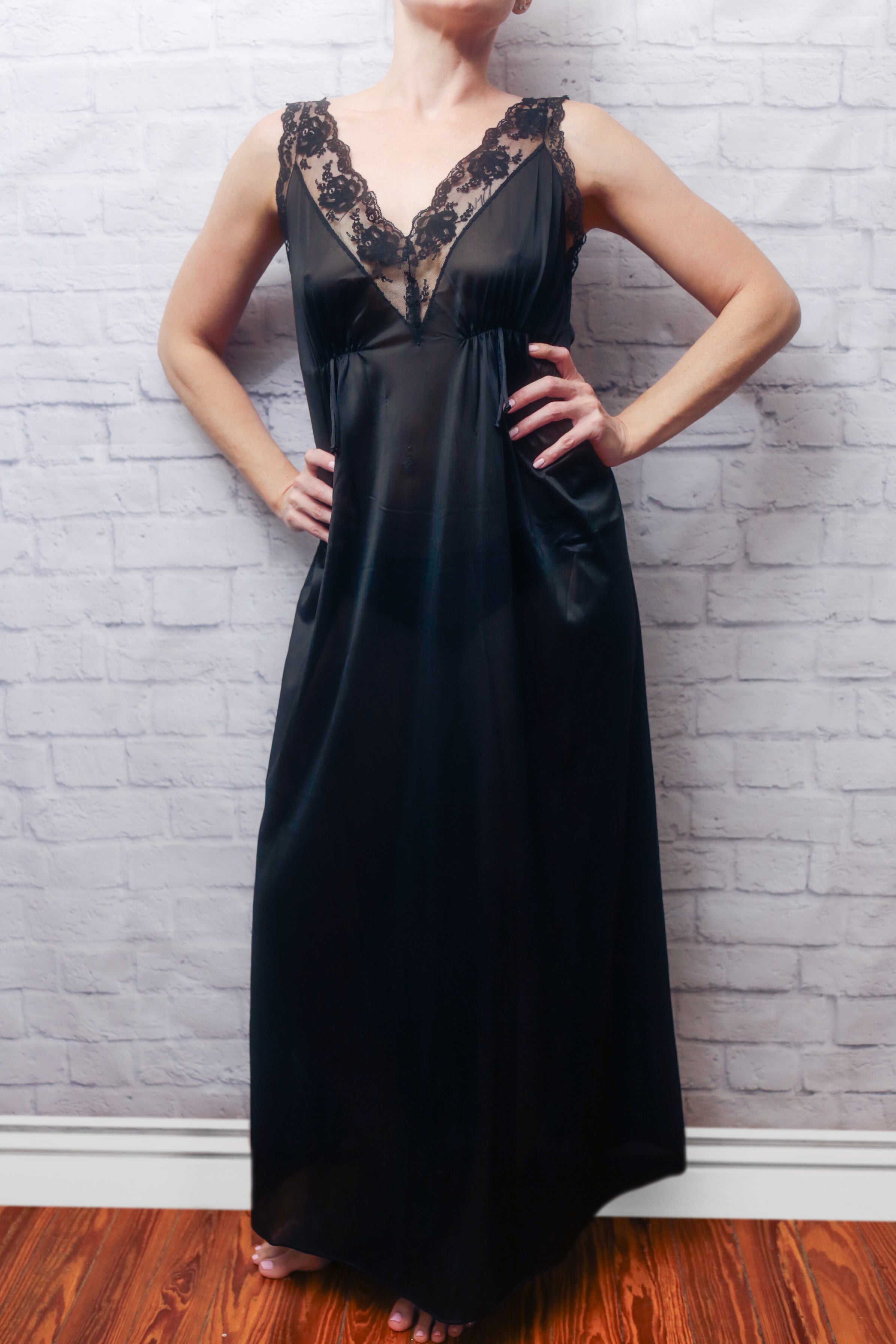 JCPenney 90s Vintage Semi-sheer Full Slip Gown USA-made Lingerie Black Medium