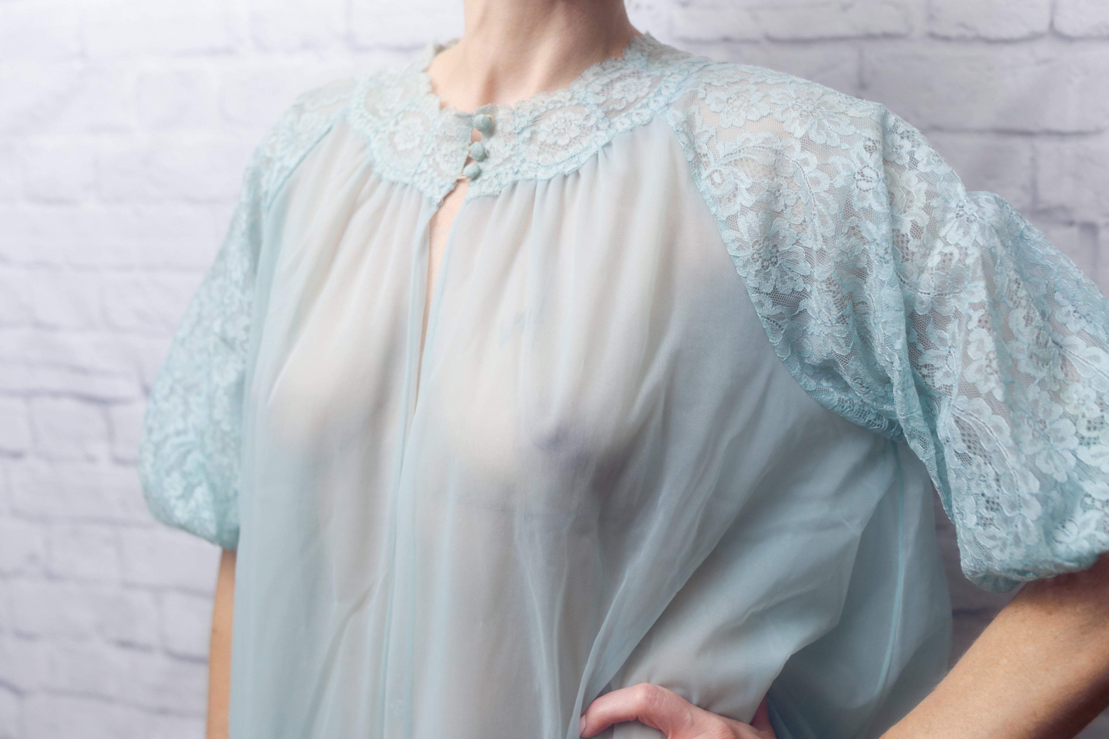 Vanity Fair Vintage 1950's Sheer Tulle Lace Peignoir Negligee Nightgown Lingerie 36 Large Blue