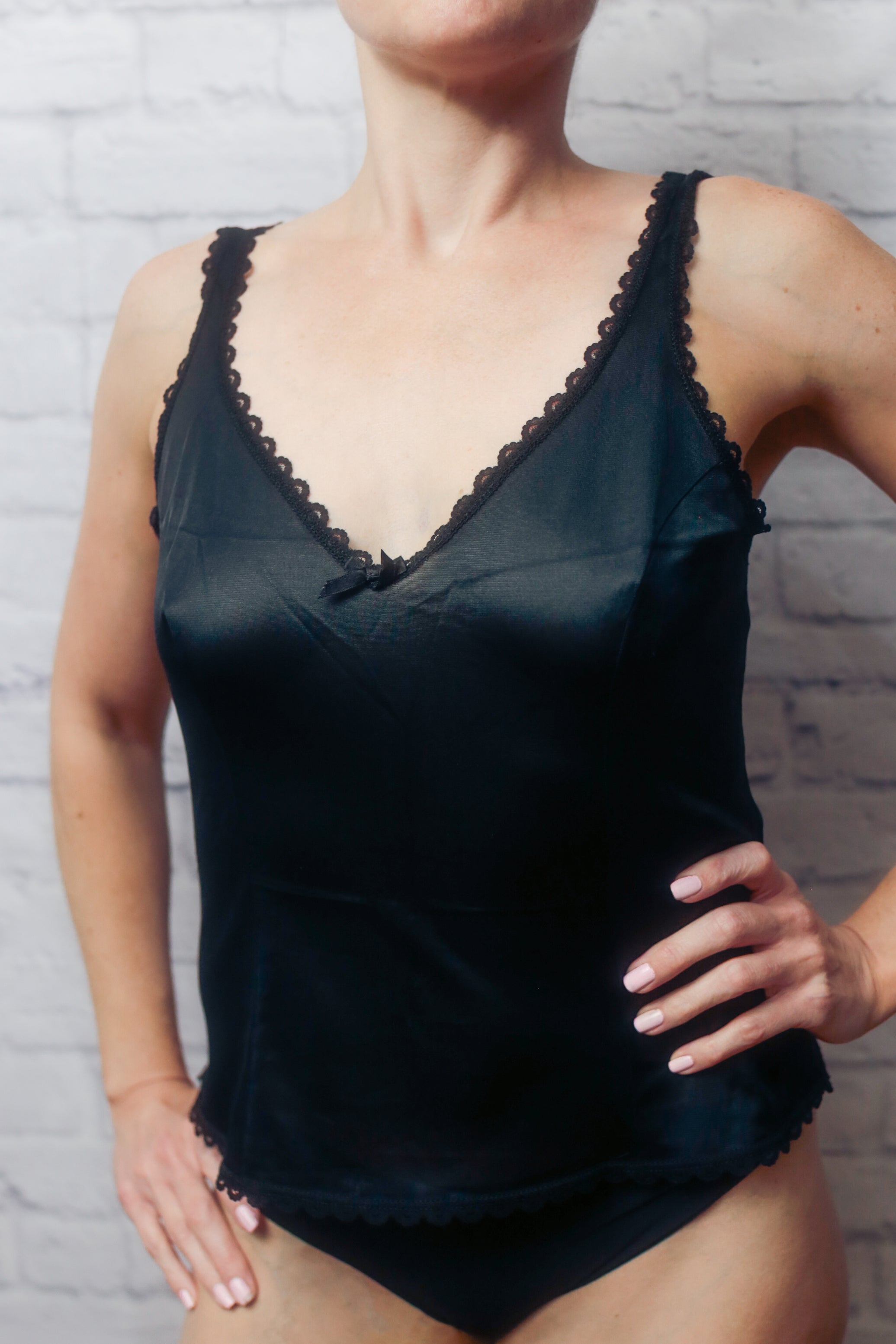 Warners Perfect Measure Vintage Cami Camisole 36 Medium Black Nylon & Lace