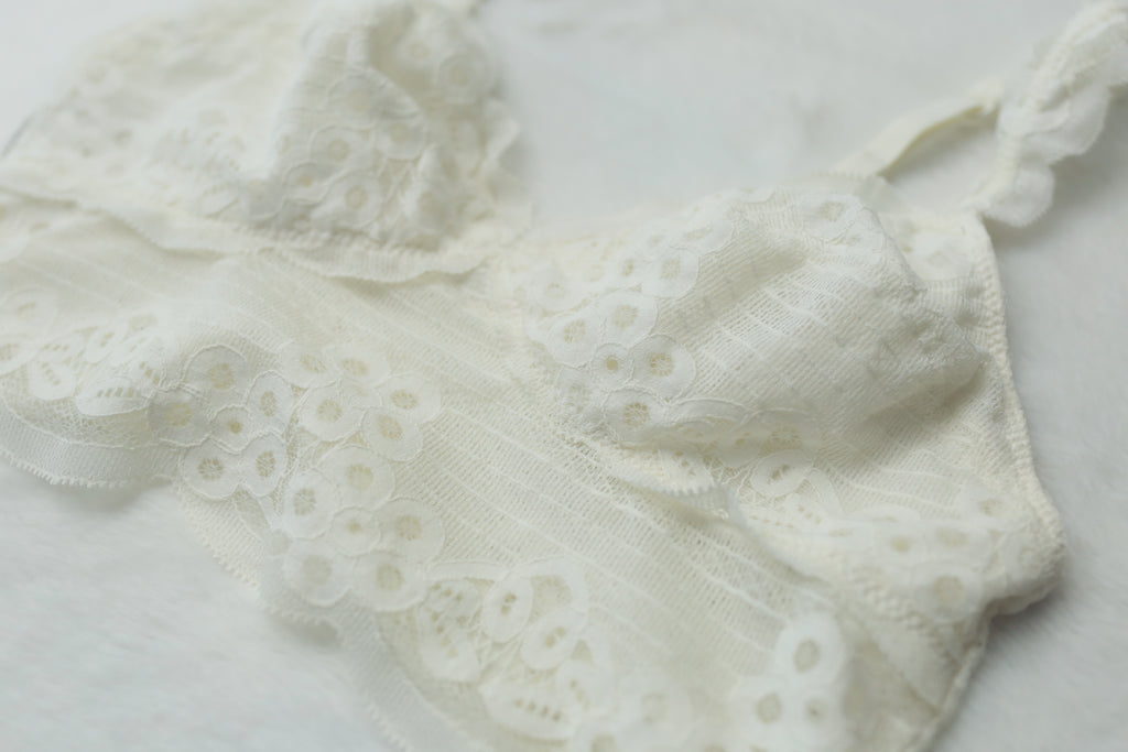 Aerie Lined Delicate Lace Bralette Small White