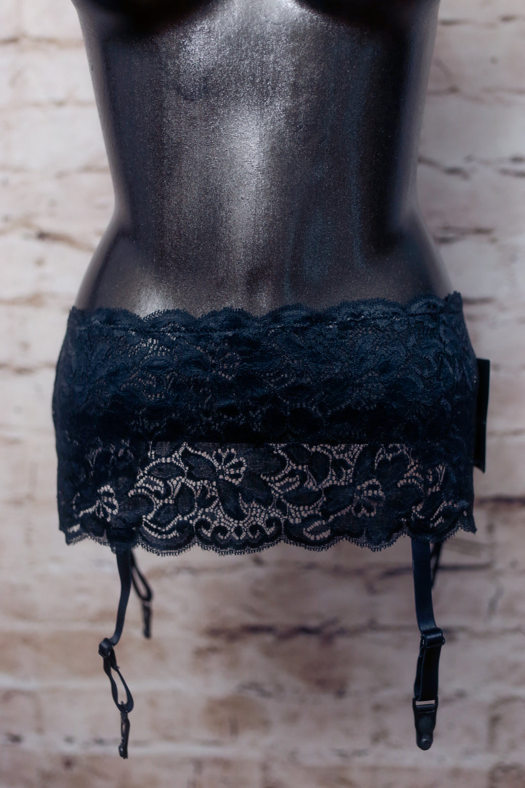 Seduction by Fredericks of Hollywood Waist Garter Suspender L / XL Black Lace NEW