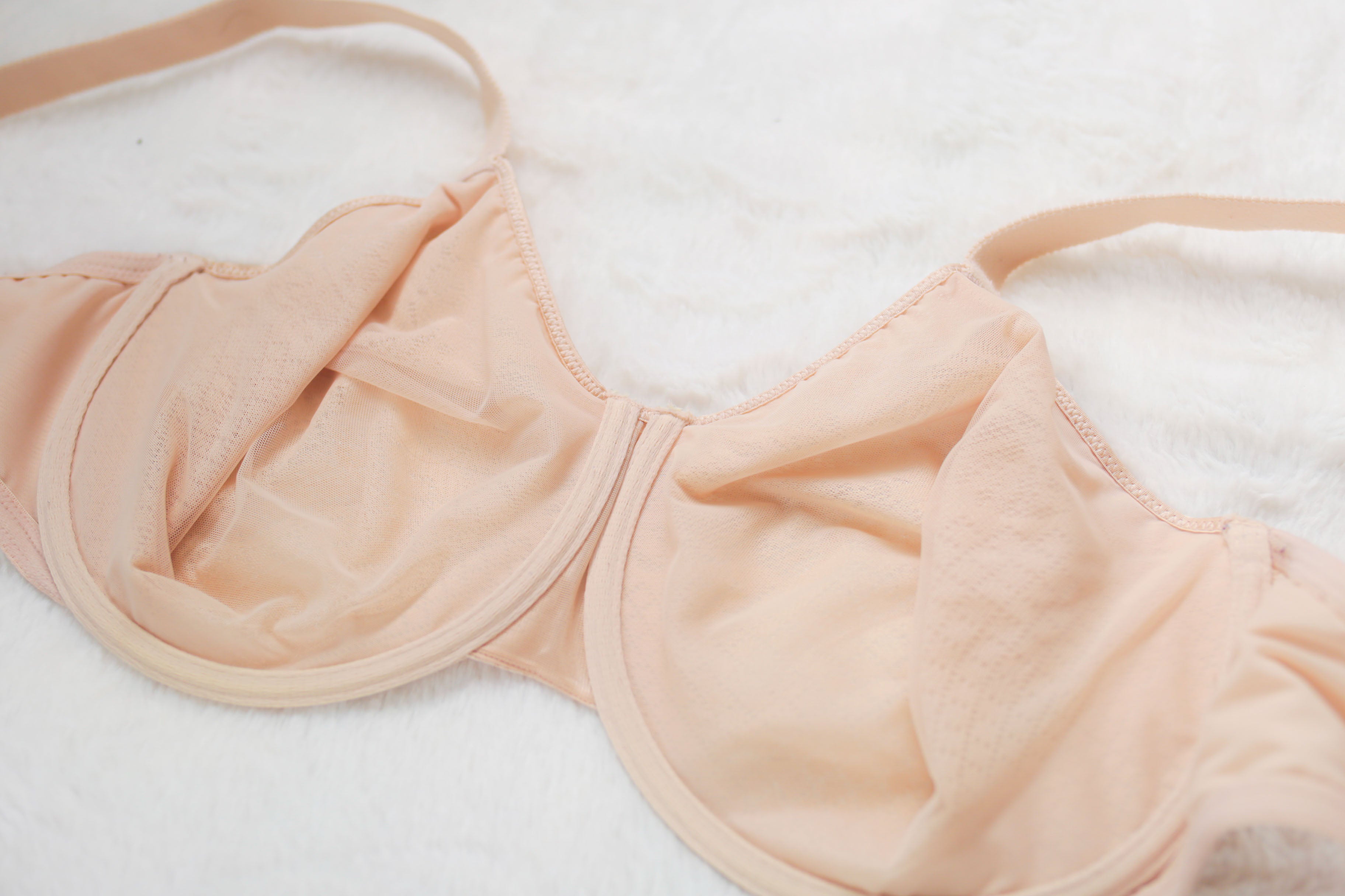 Wacoal US 38G UK 38F Visual Effects Minimizer 857210 Full-coverage Bra Beige