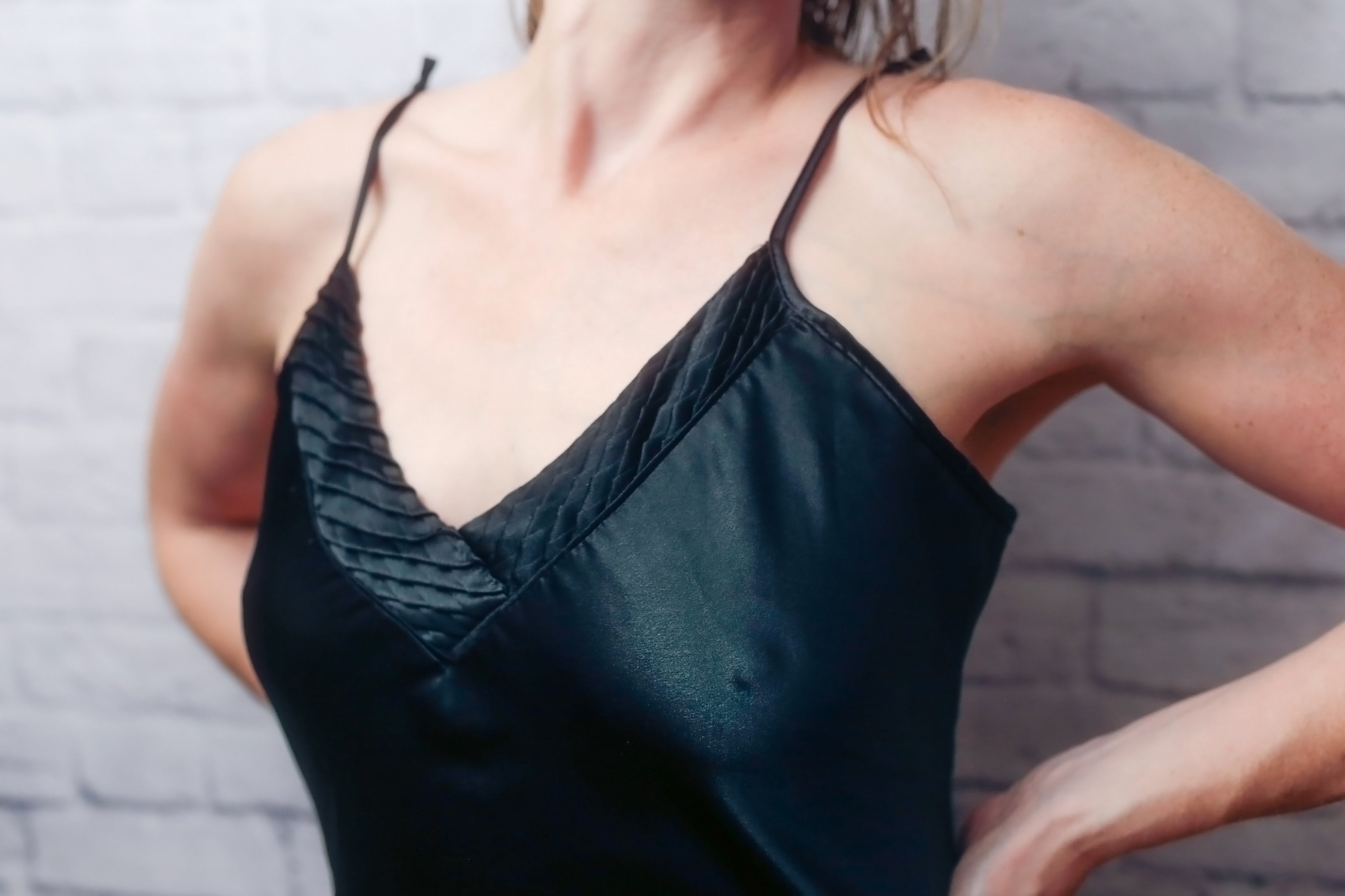 California Dynasty Vintage USA-made Black Full Slip Nightgown Lingerie: Size Medium