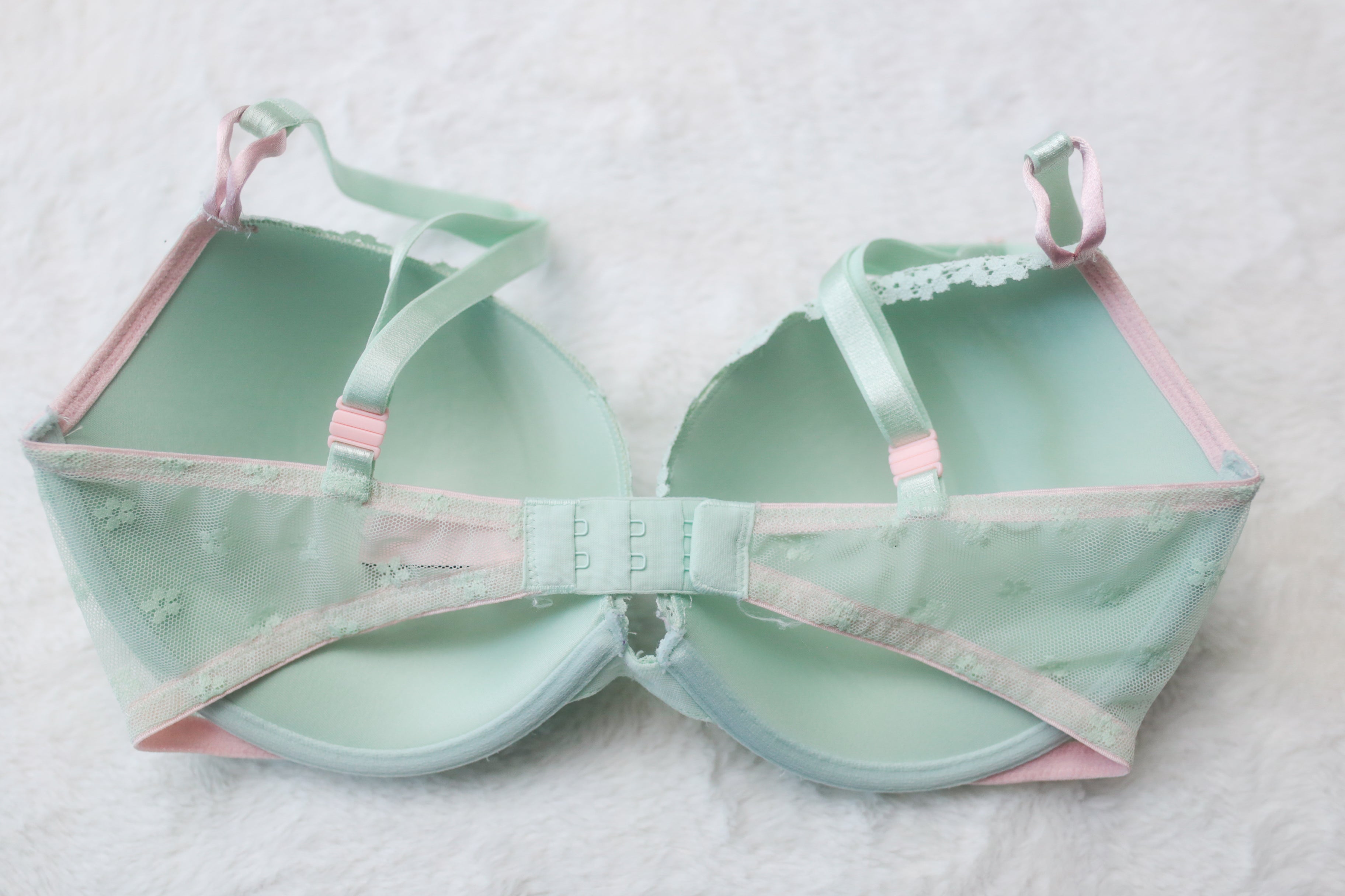 Victoria's Secret 34DD Push-up Bra Mint Lace